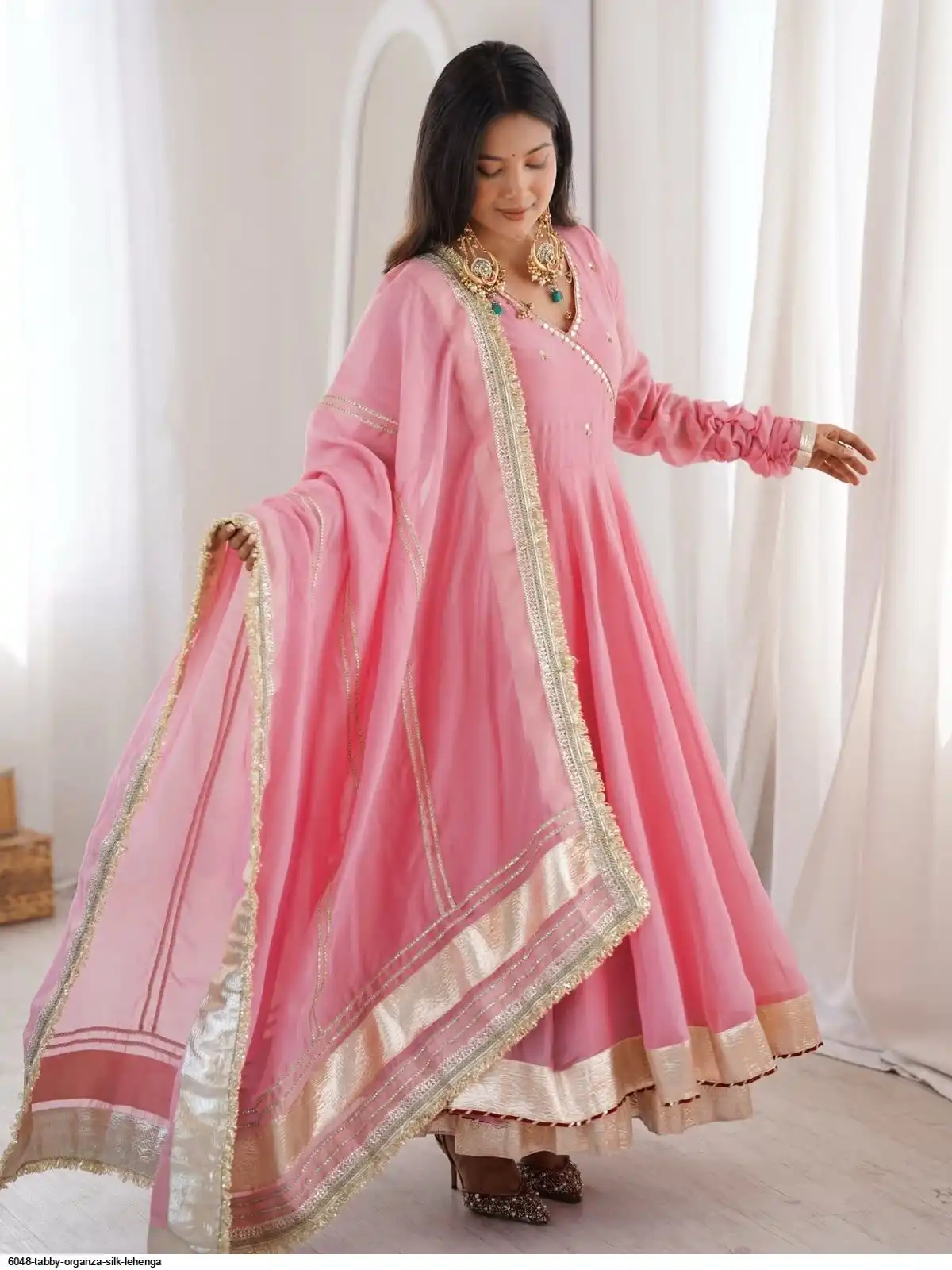 6048 TABBY ORGANZA SILK LEHENGA 1