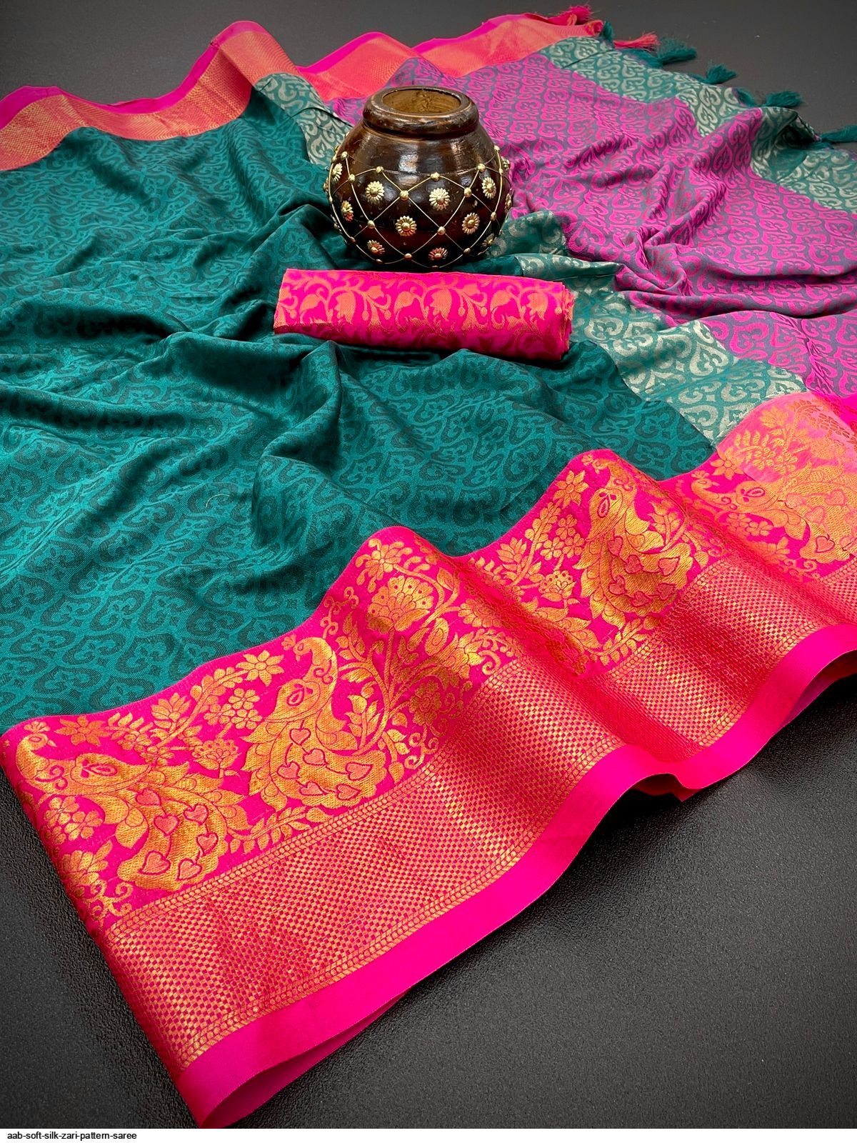 AAB SOFT SILK ZARI PATTERN SAREE