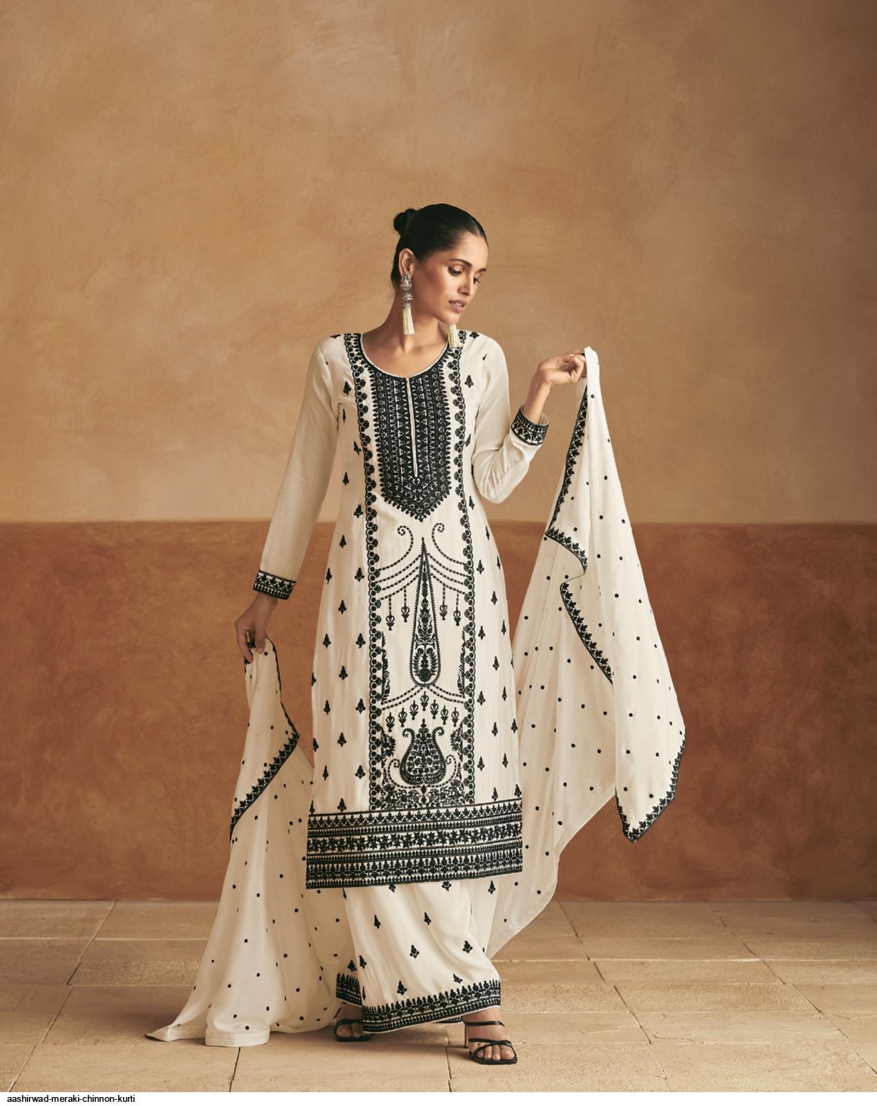 AASHIRWAD MERAKI CHINNON KURTI A