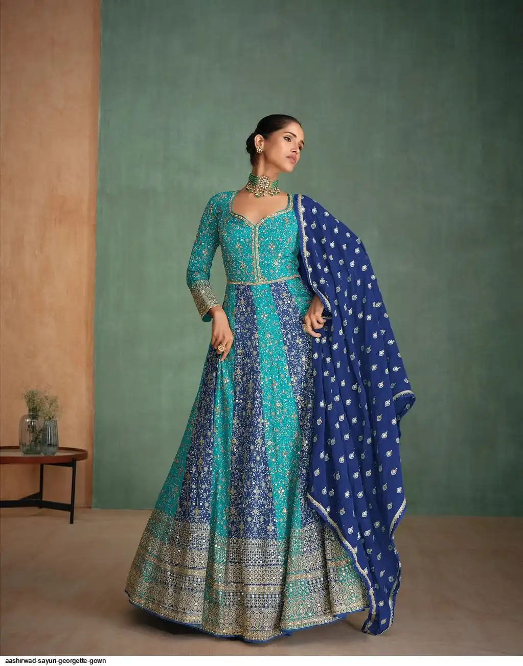 AASHIRWAD SAYURI GEORGETTE GOWN 2