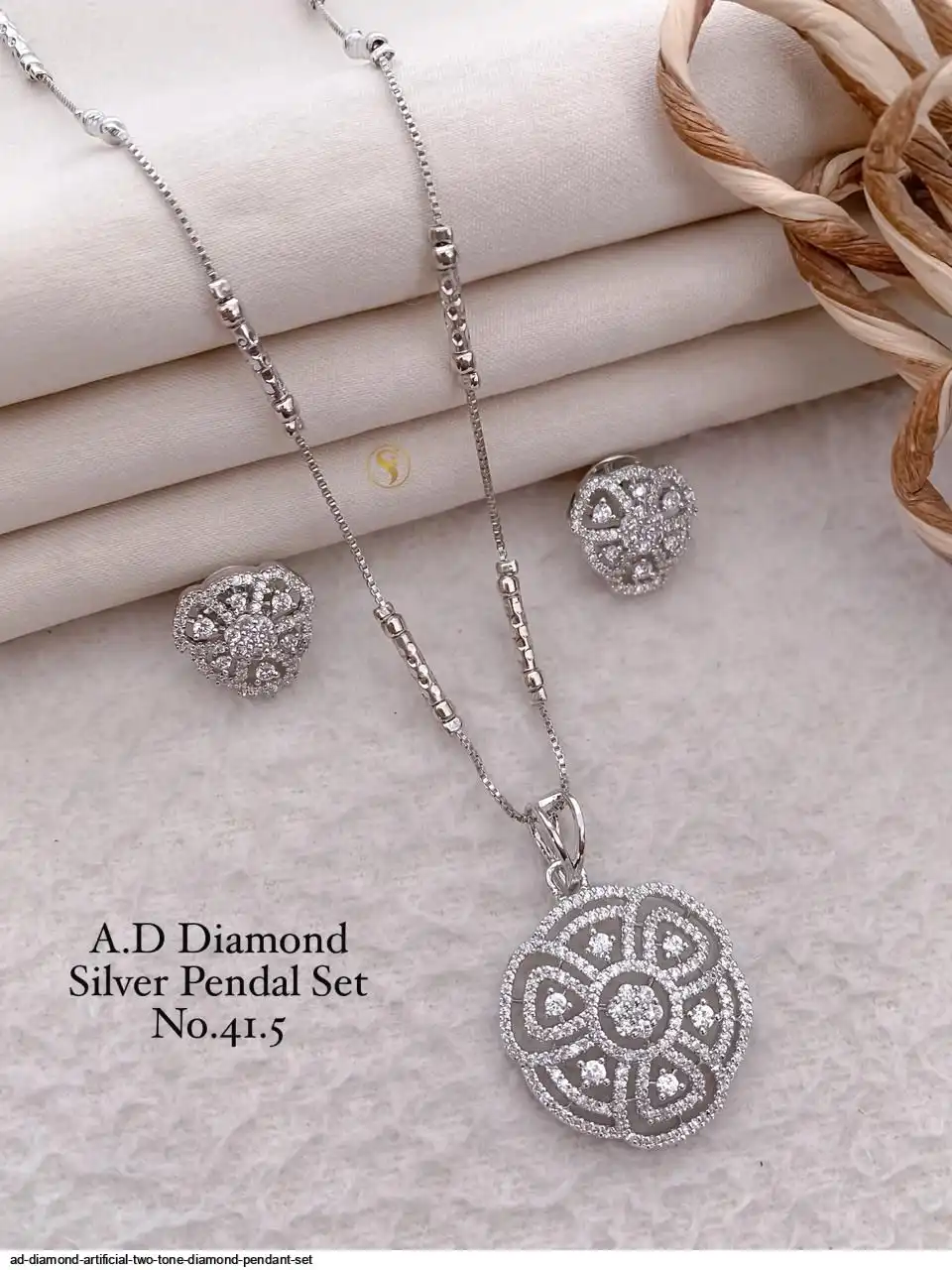 AD DIAMOND ARTIFICIAL TWO TONE DIAMOND PENDANT SET D