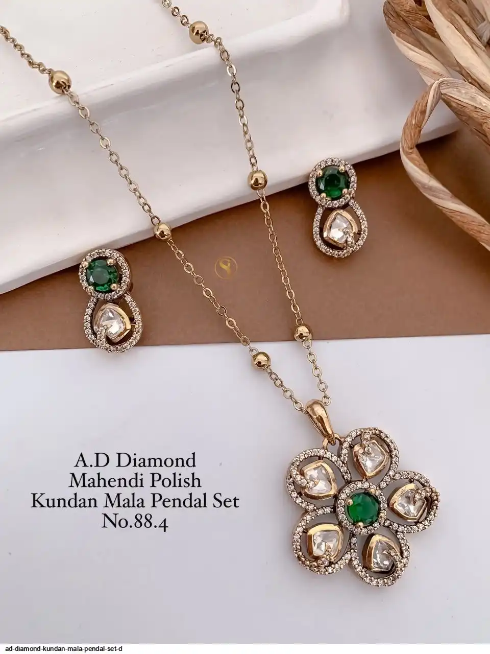 AD DIAMOND KUNDAN MALA PENDAL SET D A