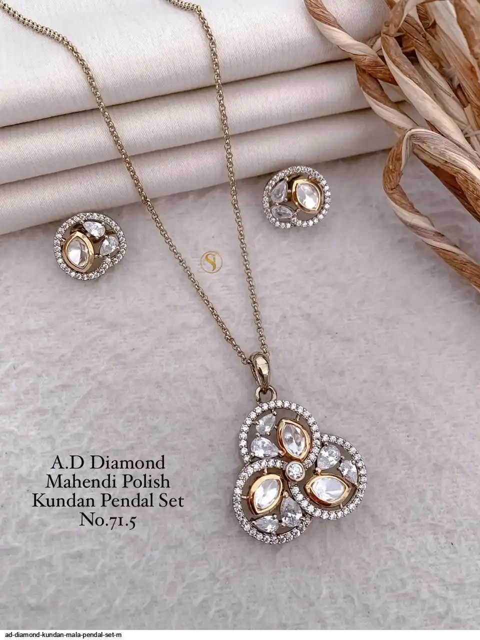 AD DIAMOND KUNDAN MALA PENDAL SET M B
