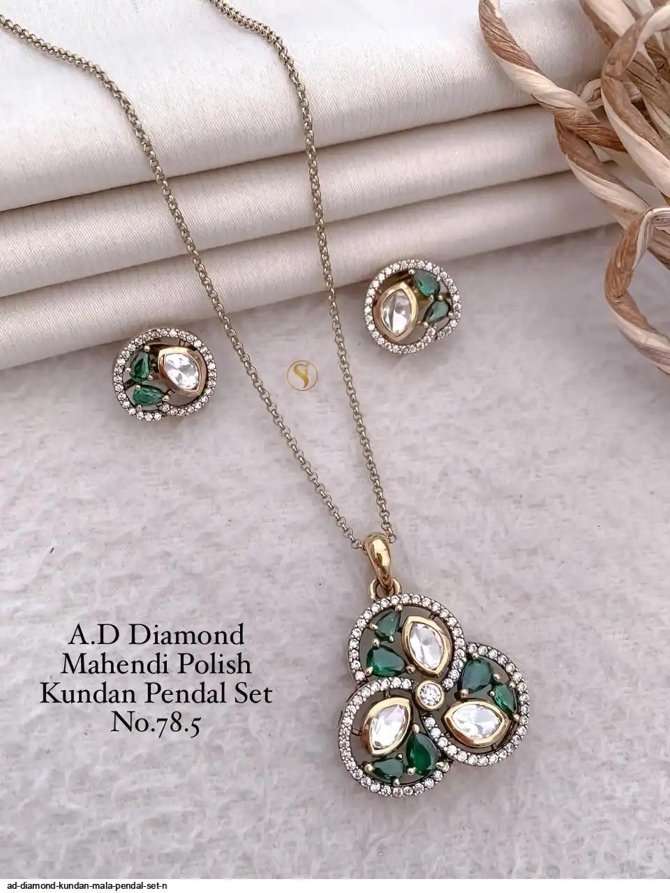 AD DIAMOND KUNDAN MALA PENDAL SET N C