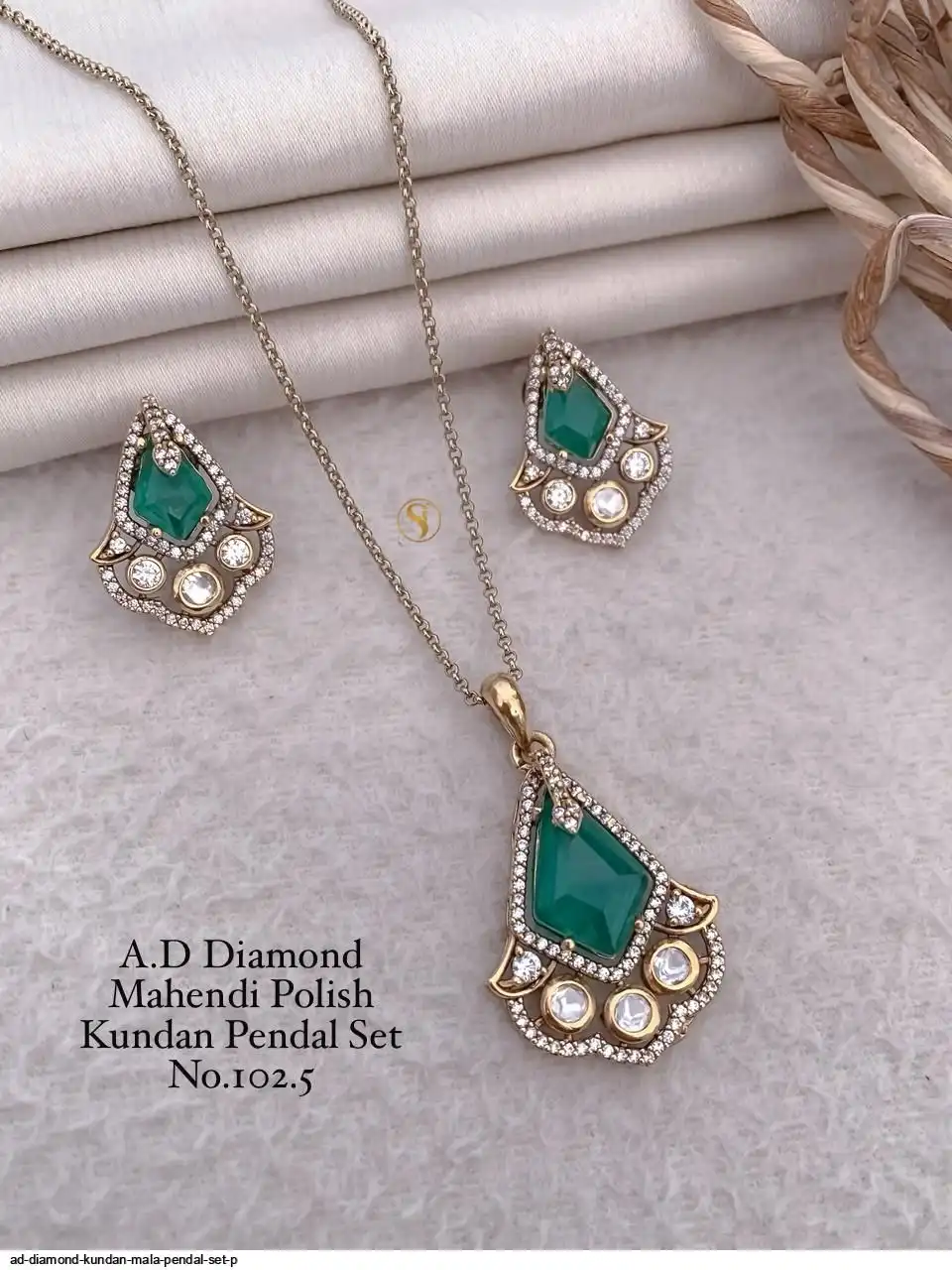 AD DIAMOND KUNDAN MALA PENDAL SET P A