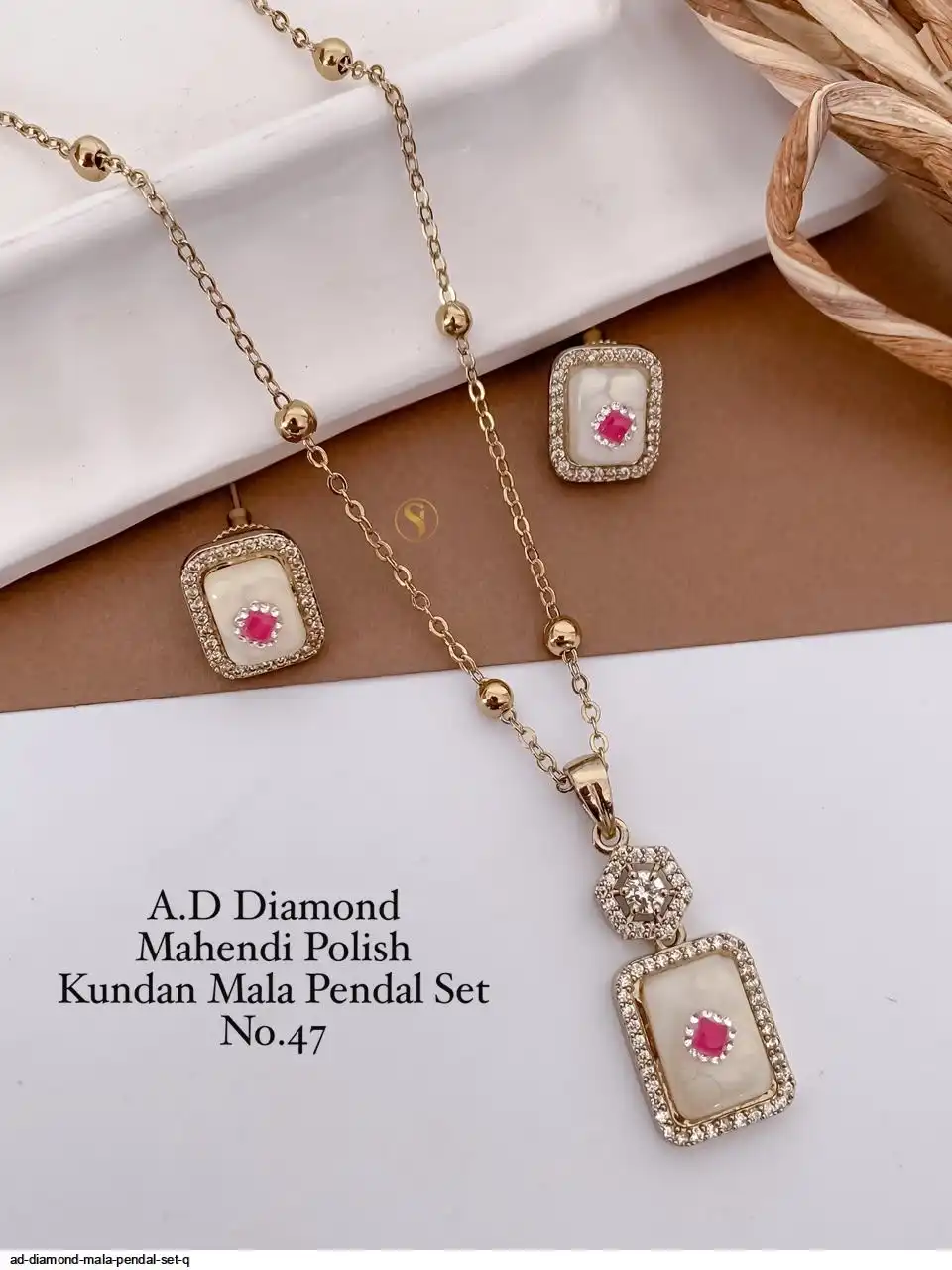 AD DIAMOND MALA PENDAL SET Q A