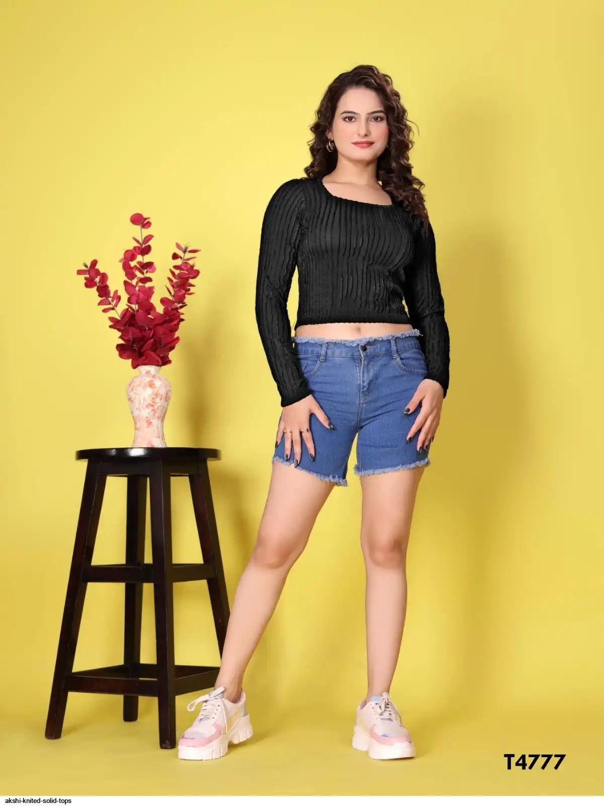 AKSHI KNITED SOLID TOPS 4777