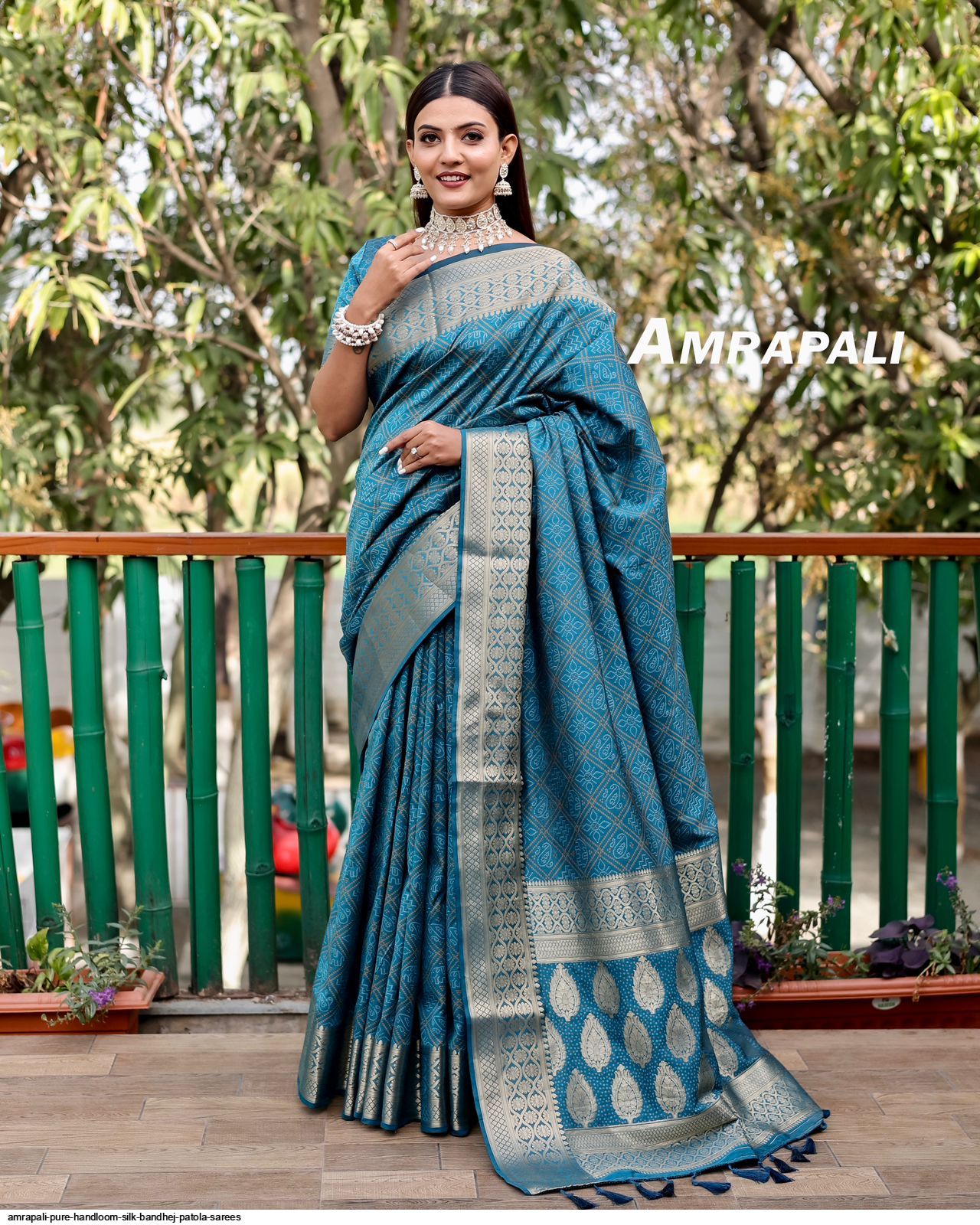 AMRAPALI Pure Handloom Silk Bandhej Patola Sarees