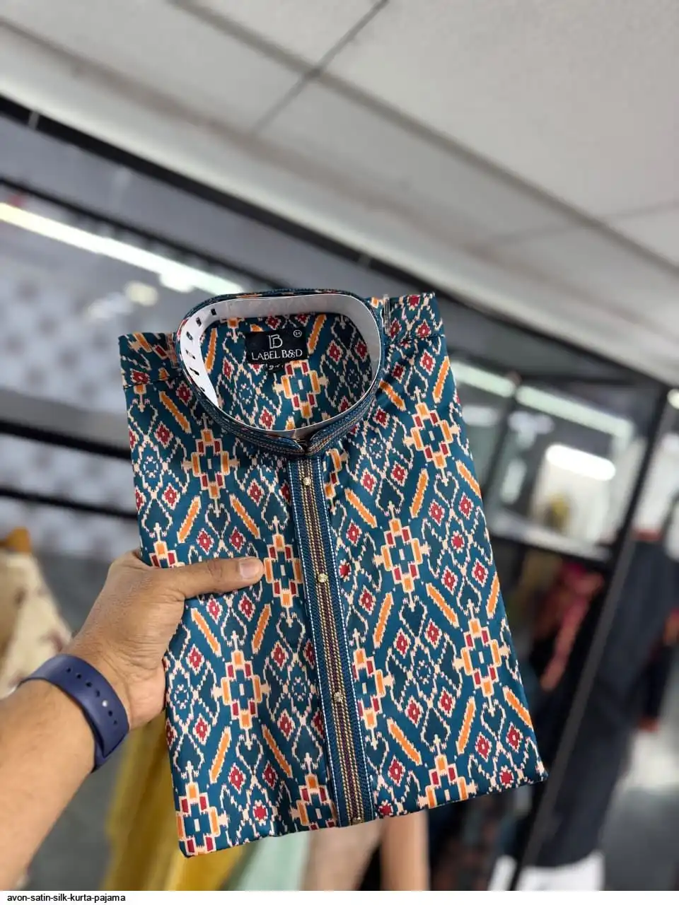 AVON SATIN SILK KURTA PAJAMA D