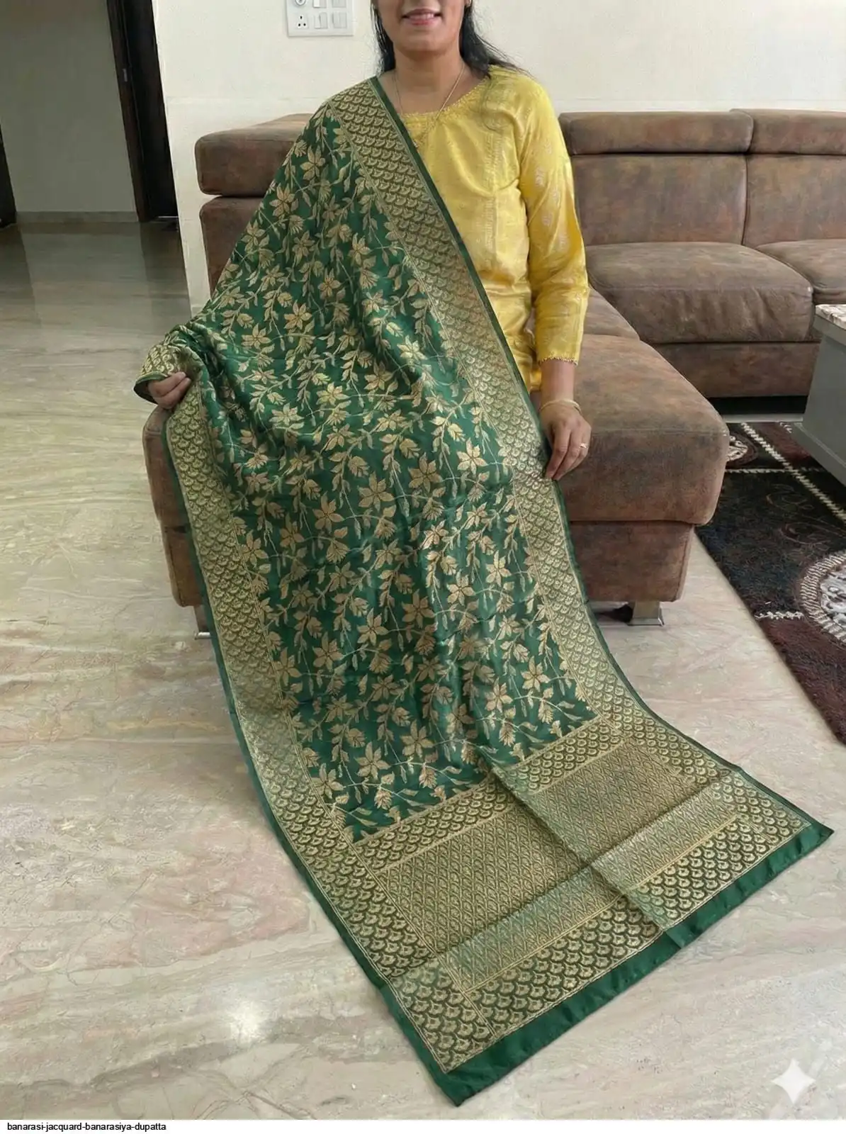 BANARASI JACQUARD BANARASIYA DUPATTA C