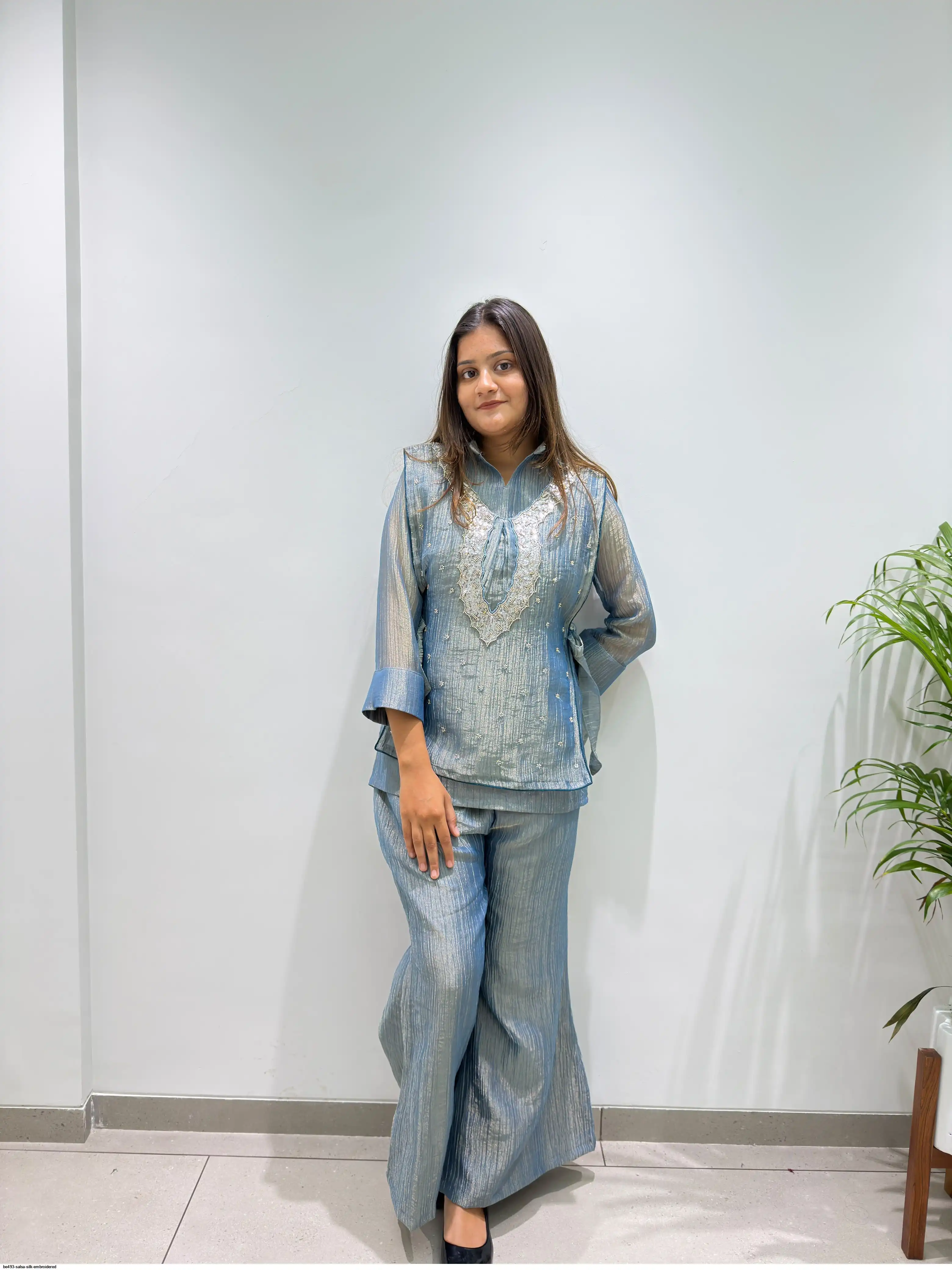 BE493 SALSA SILK EMBROIDERED B