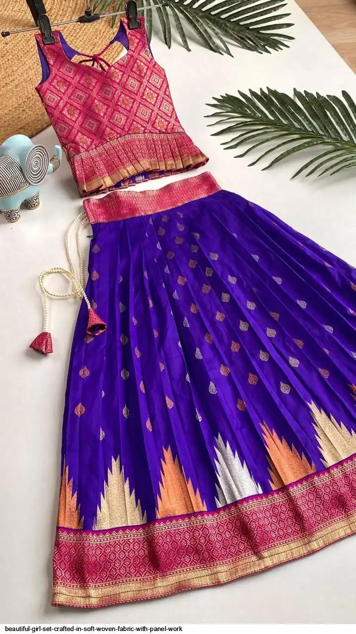 BEAUTIFUL GIRL SET CRAFTED IN SOFT WOVEN FABRIC WITH PANEL WORK 6