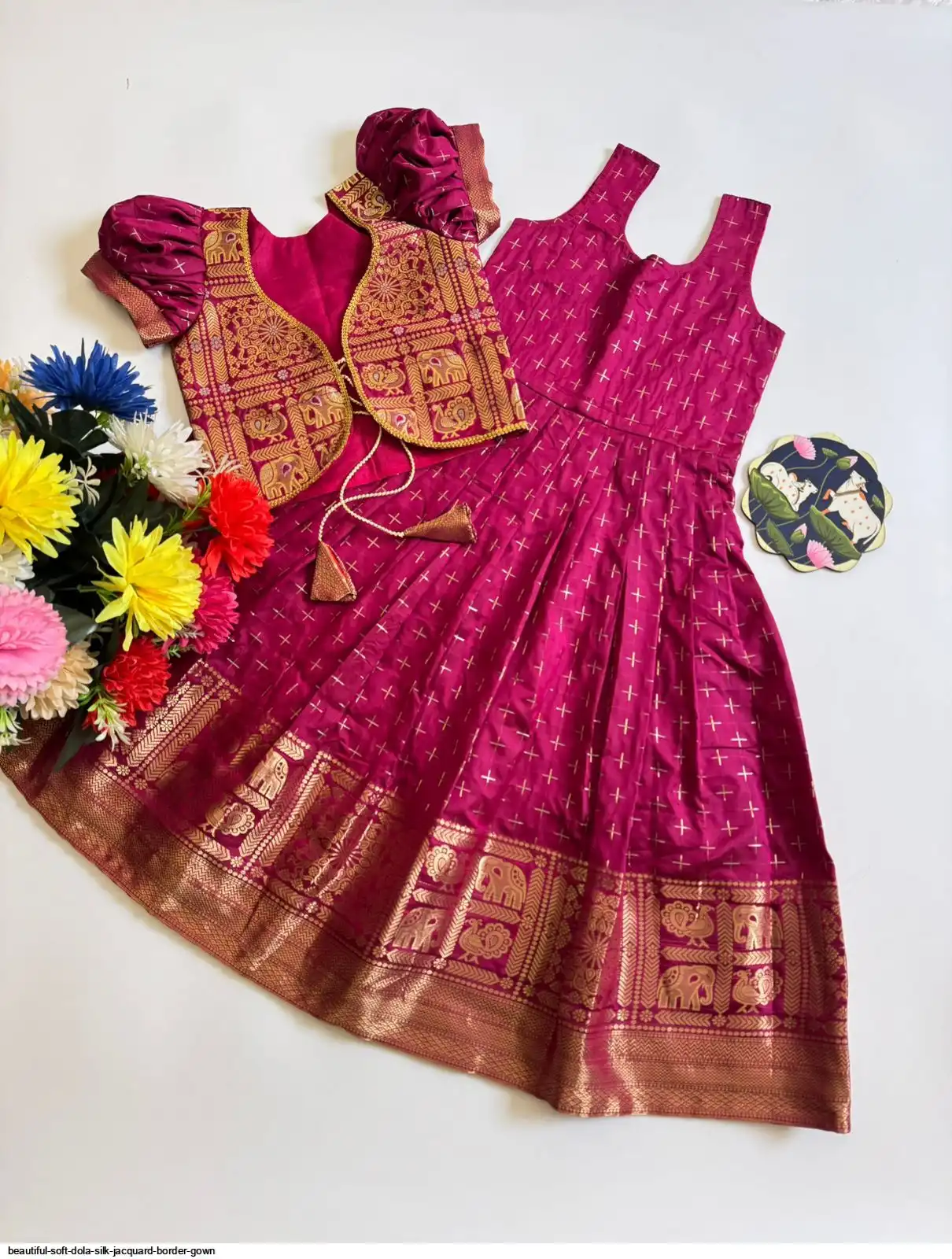 BEAUTIFUL SOFT DOLA SILK JACQUARD BORDER GOWN B