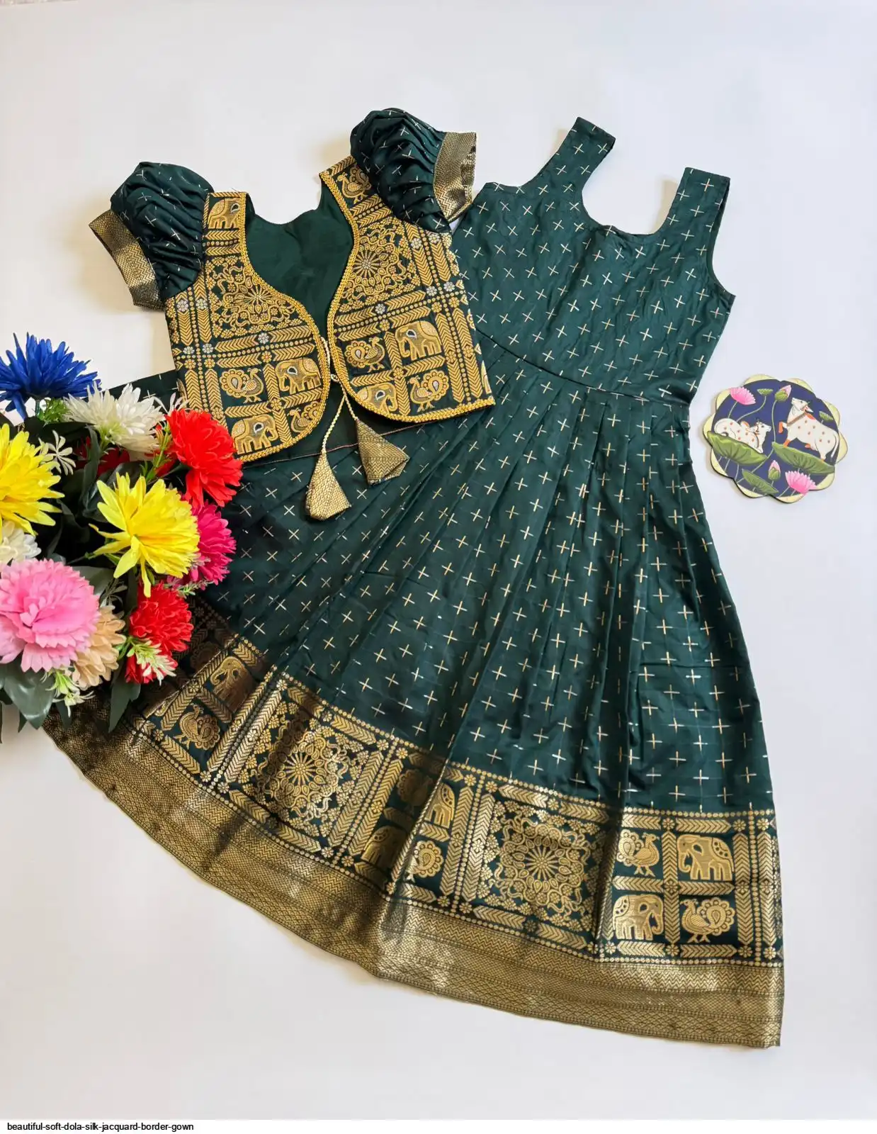 BEAUTIFUL SOFT DOLA SILK JACQUARD BORDER GOWN A