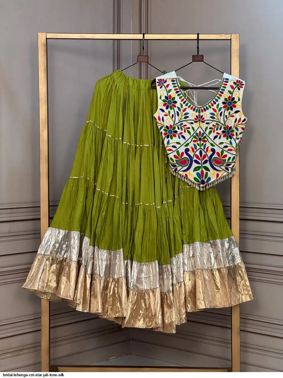 BRIDAL LEHENGA CM STAR JALI TONE SILK 7