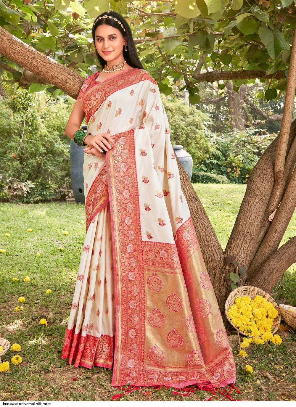 BUNAWAT UNIVERSAL SILK sare