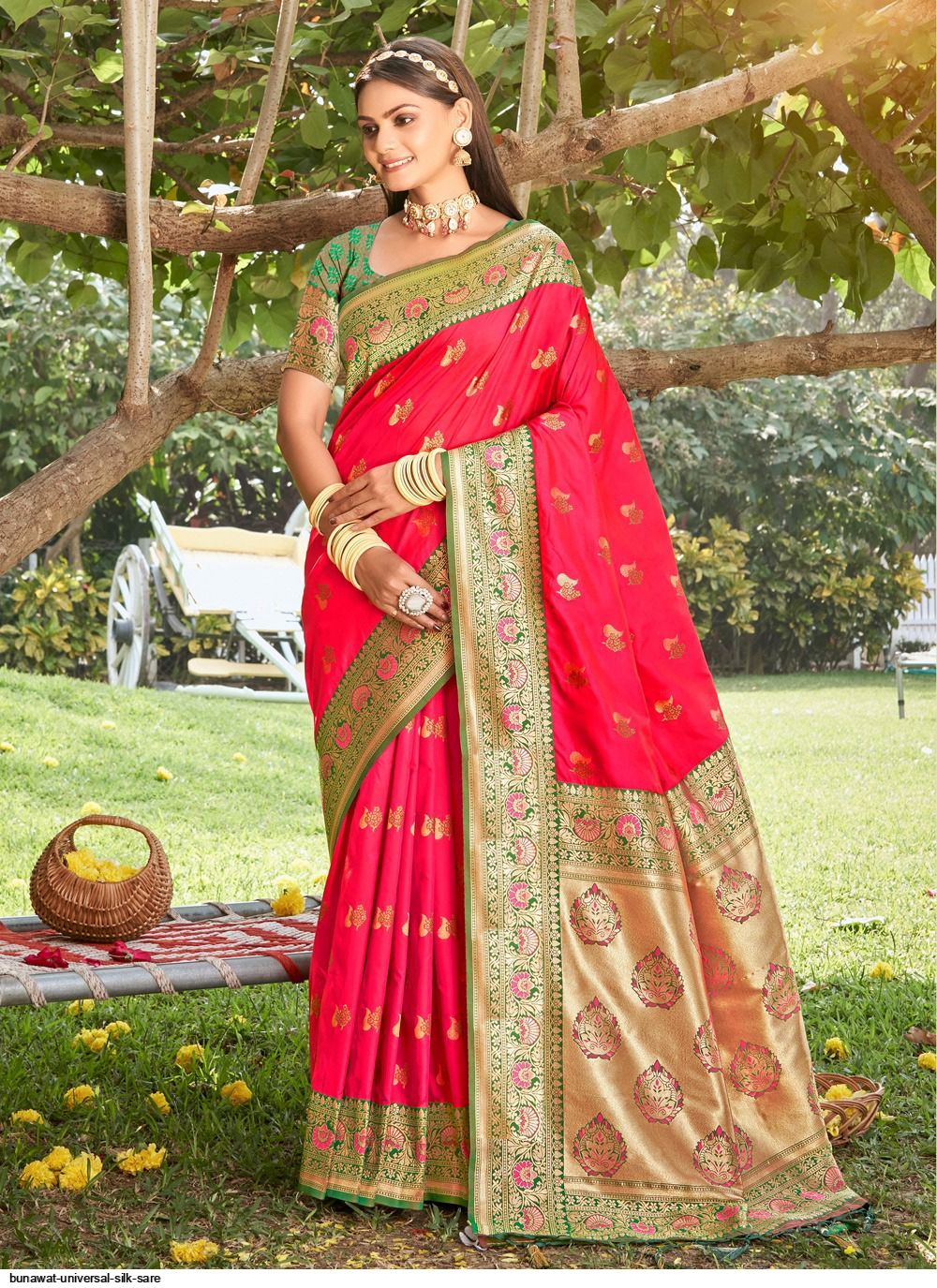 BUNAWAT UNIVERSAL SILK sare