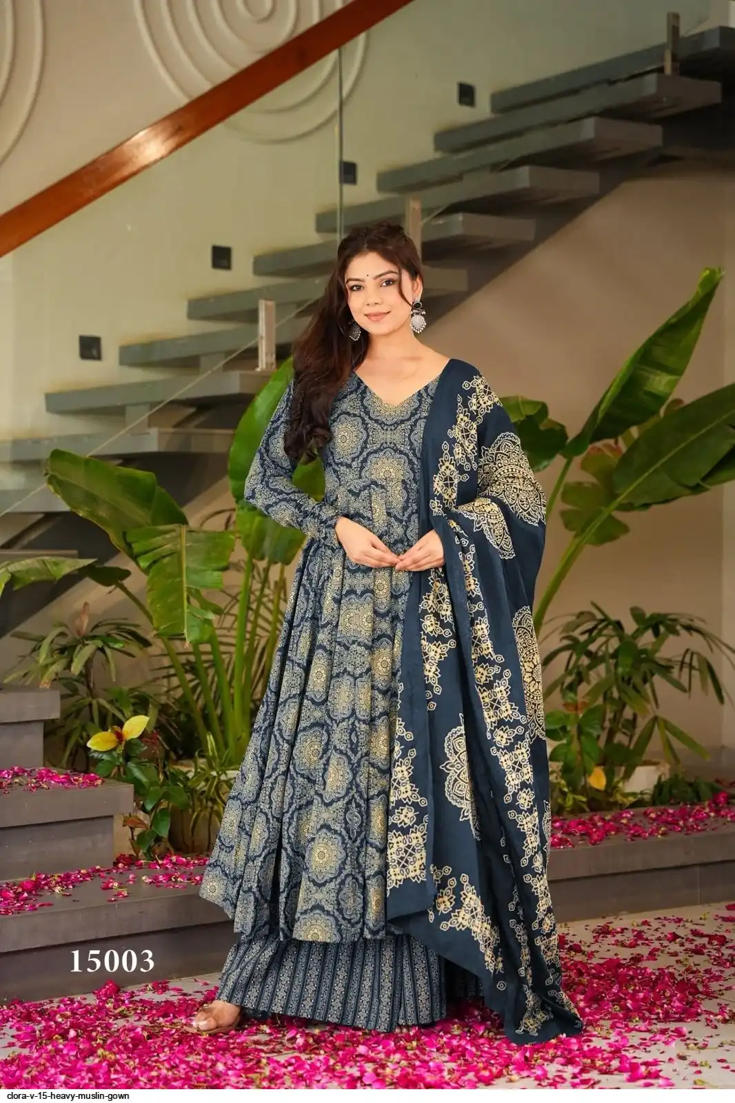 CLORA V 15 HEAVY MUSLIN GOWN 3