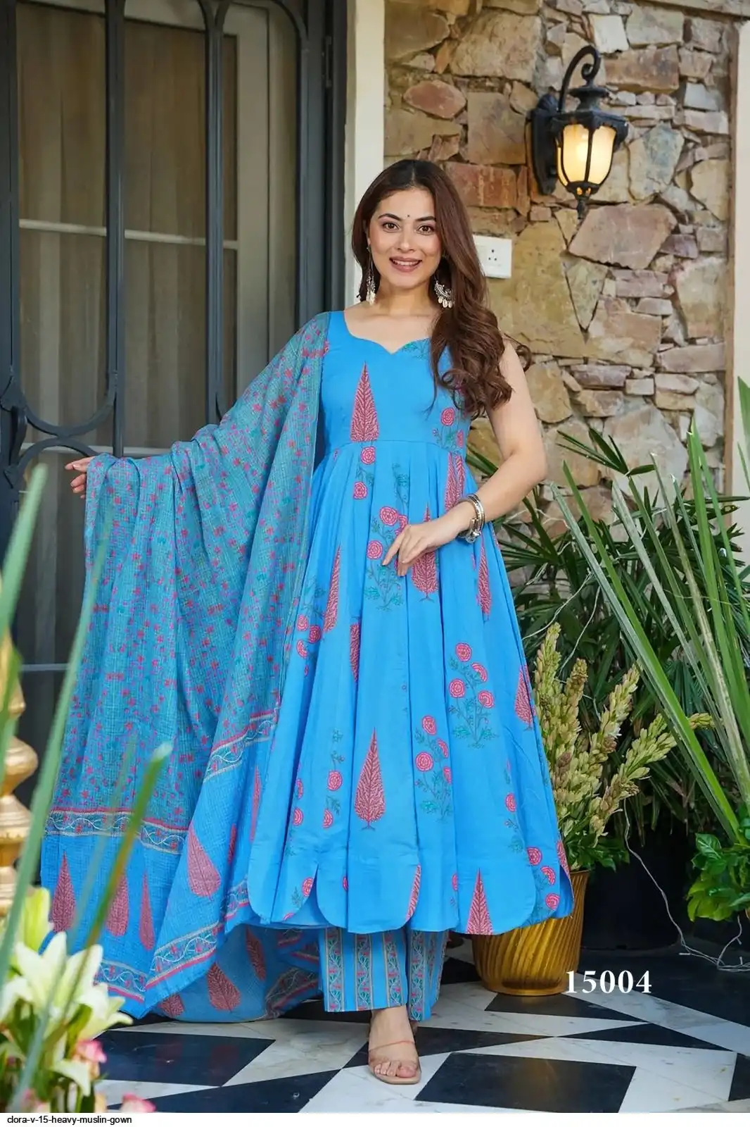 CLORA V 15 HEAVY MUSLIN GOWN 4