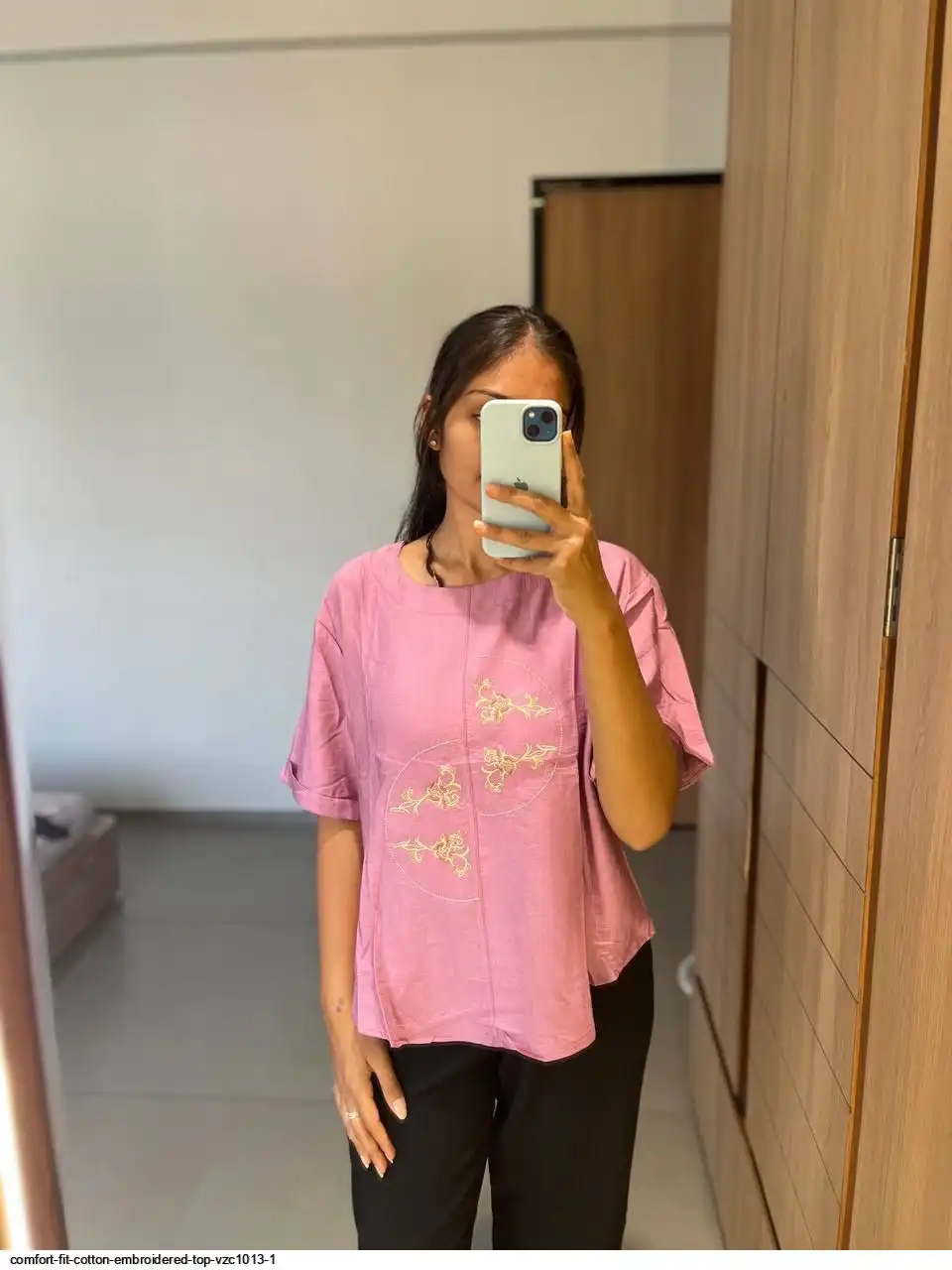 COMFORT FIT COTTON EMBROIDERED TOP VZC1013 1 B