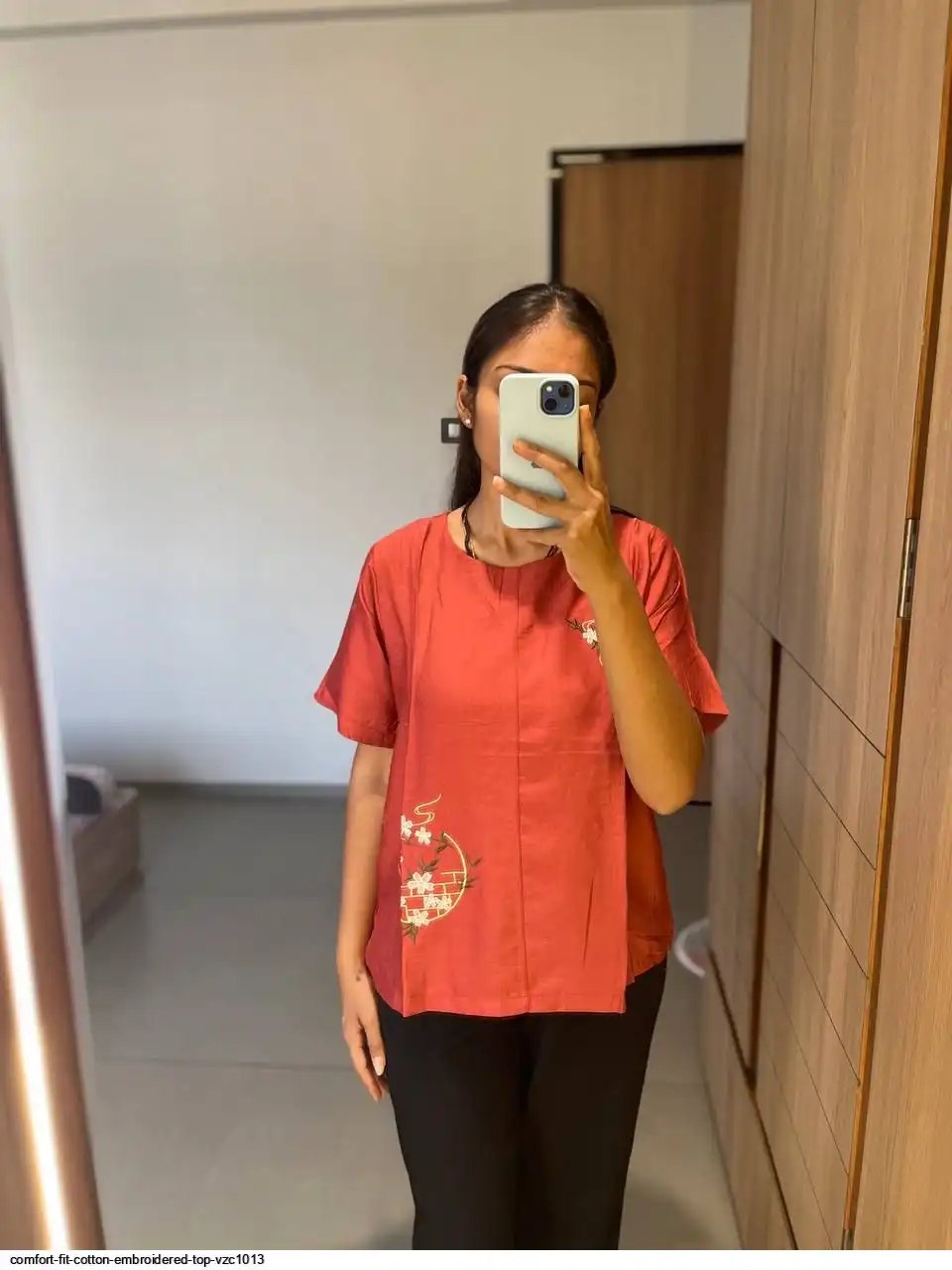 COMFORT FIT COTTON EMBROIDERED TOP VZC1013 A