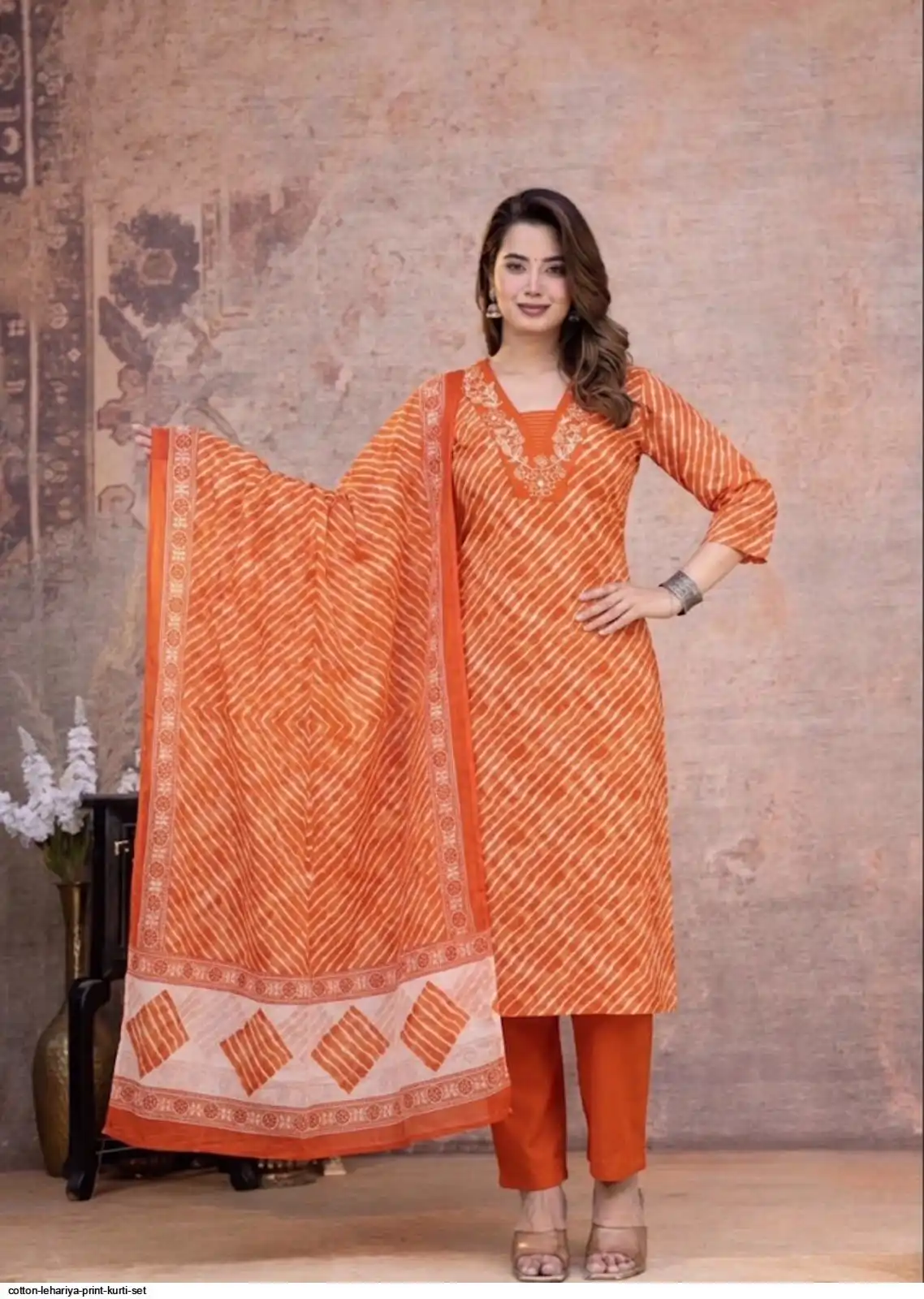 COTTON LEHARIYA PRINT KURTI SET C
