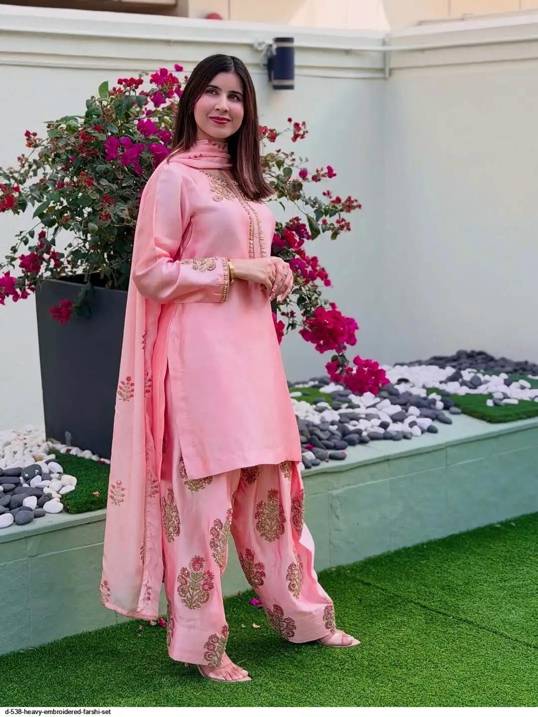 D 538 HEAVY EMBROIDERED FARSHI SET A