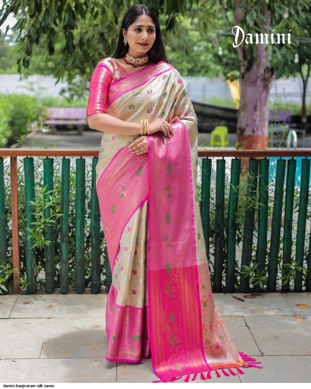 Highly superior Fully weaved soft and high outlet rich kanjivaram silk sarees are with woven body and heavy gorgeous Meenakari pallu for women