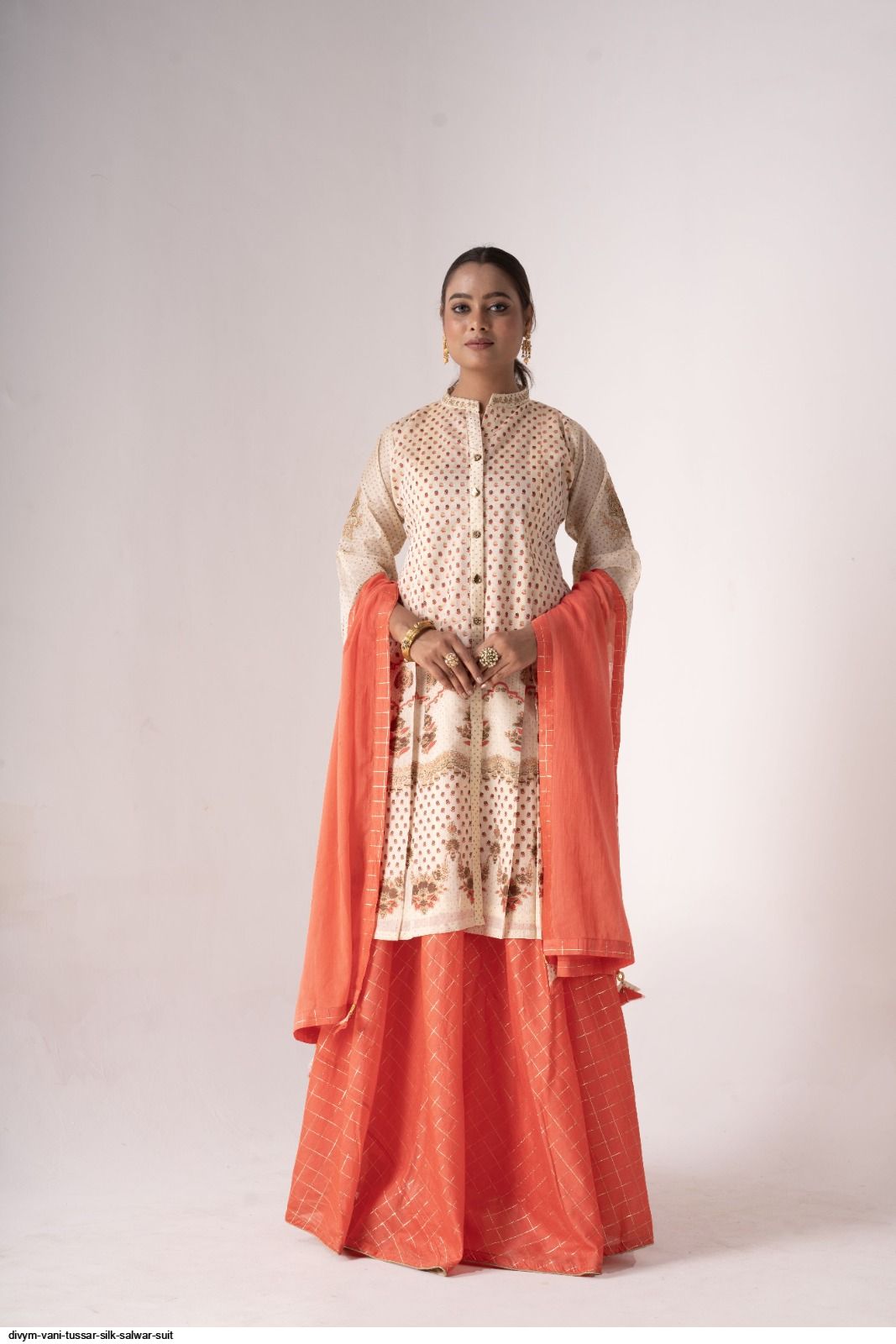 divyam-vani-tussar-silk-salwar-suit-107