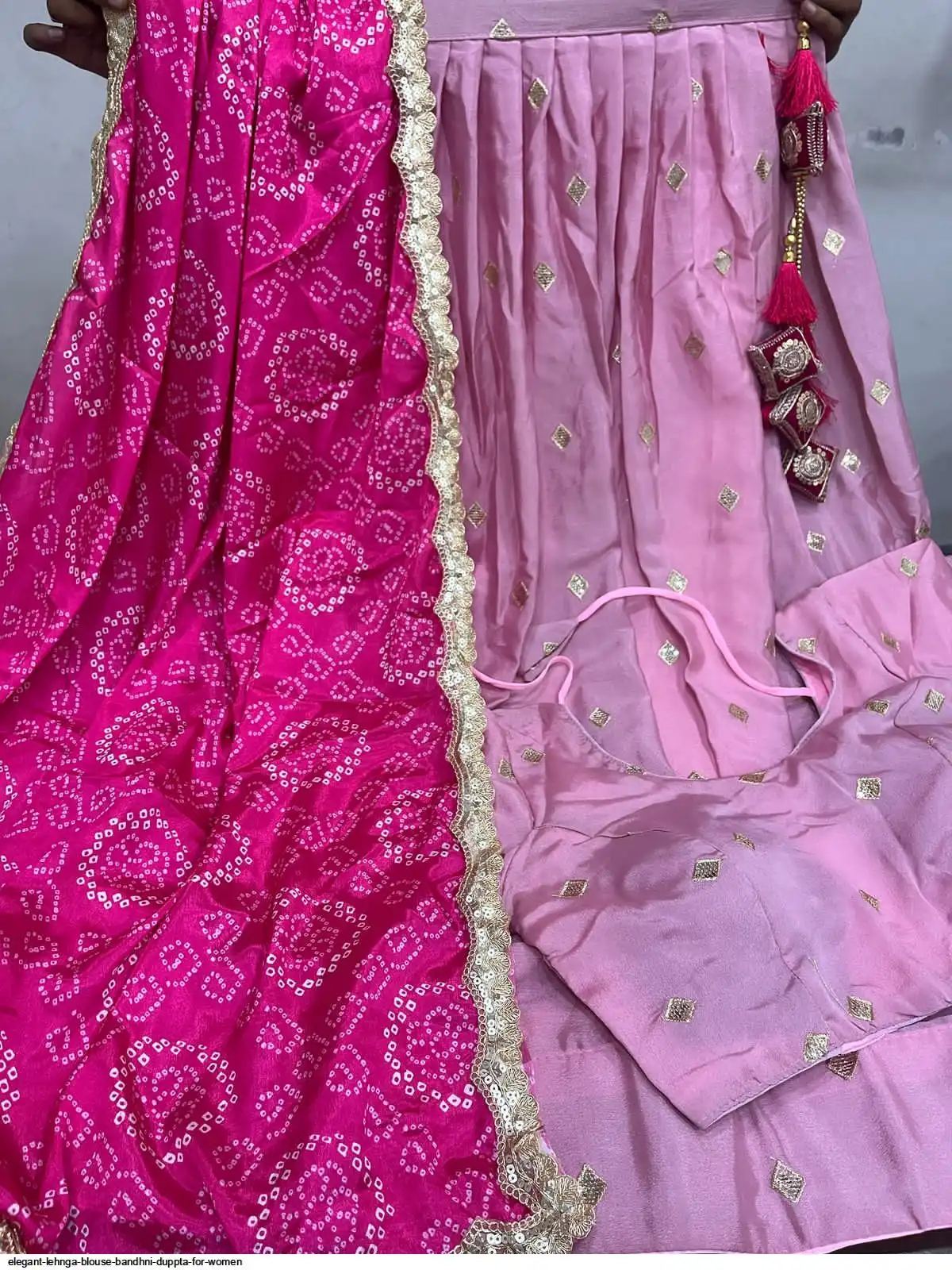 ELEGANT LEHNGA BLOUSE BANDHNI DUPPTA FOR WOMEN 2