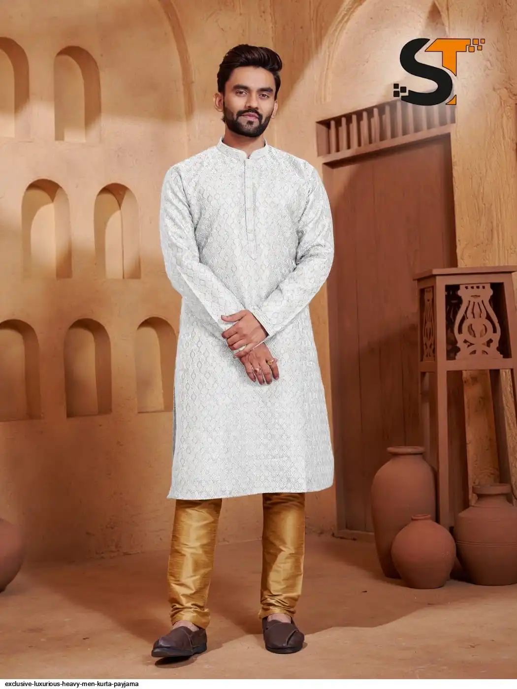 EXCLUSIVE LUXURIOUS HEAVY MEN KURTA PAYJAMA 4