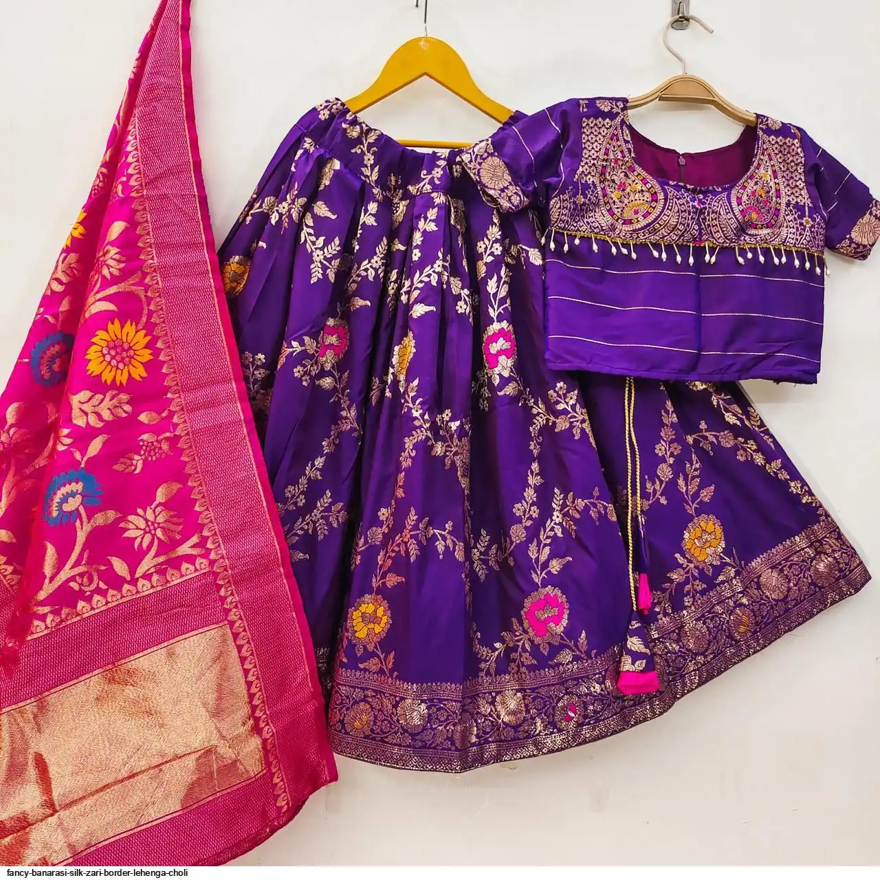 FANCY BANARASI SILK ZARI BORDER LEHENGA CHOLI C