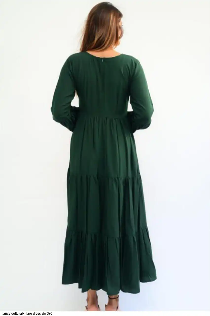 green emerald velvet dress Amazon.com: Women Traditional Irish Dress Medieval Renaissance Costume Flare  Sleeve Corset Skirt Elven Archer Fancy Dress Coffee : Sports & Outdoors main image 0