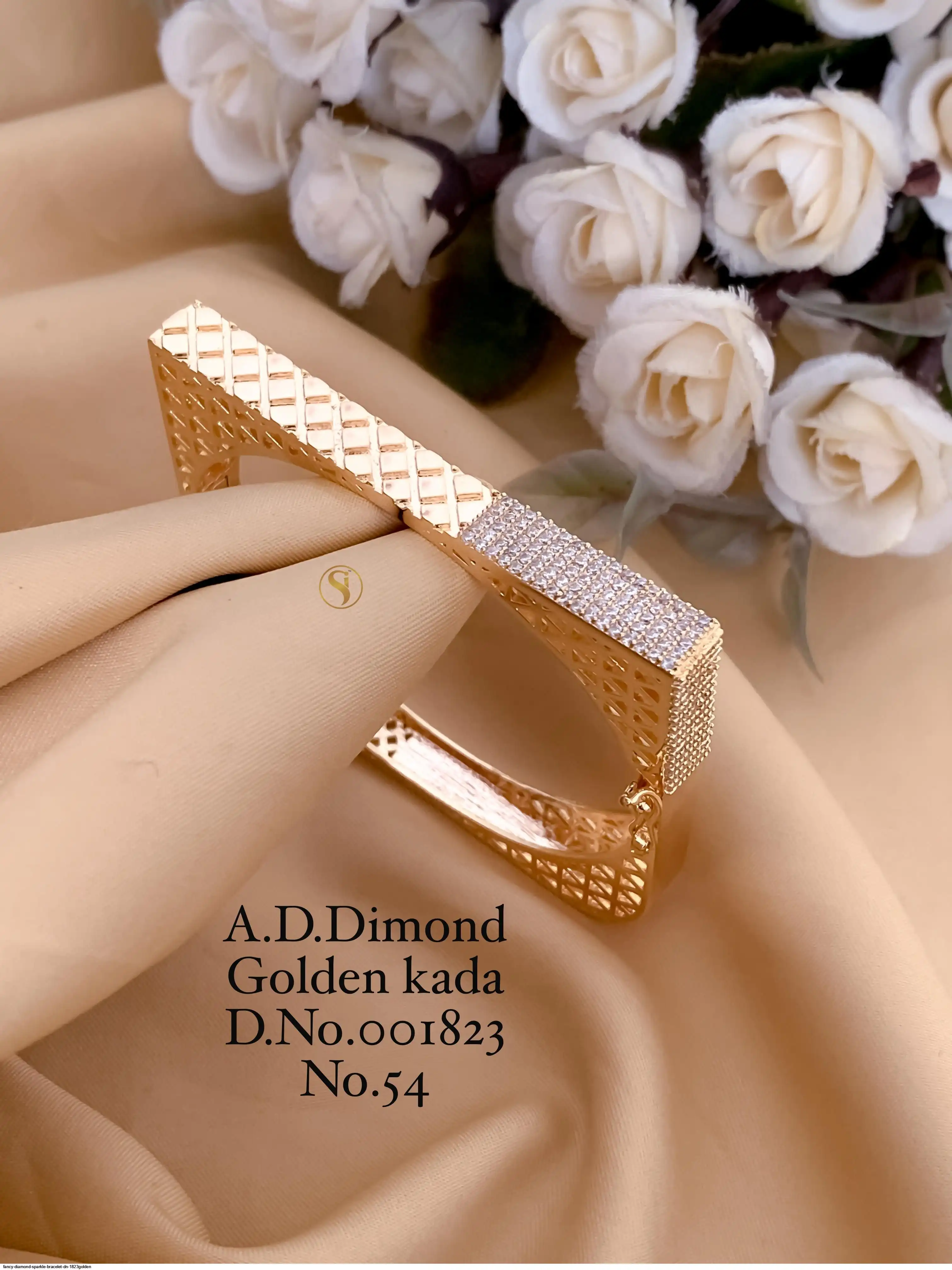 FANCY DIAMOND SPARKLE BRACELET DN 1823GOLDEN