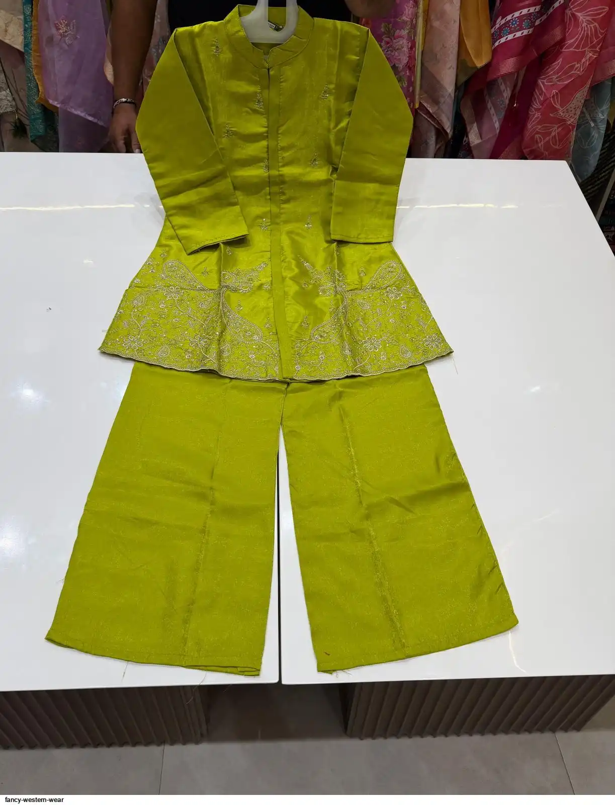 FANCY WESTERN WEAR 3