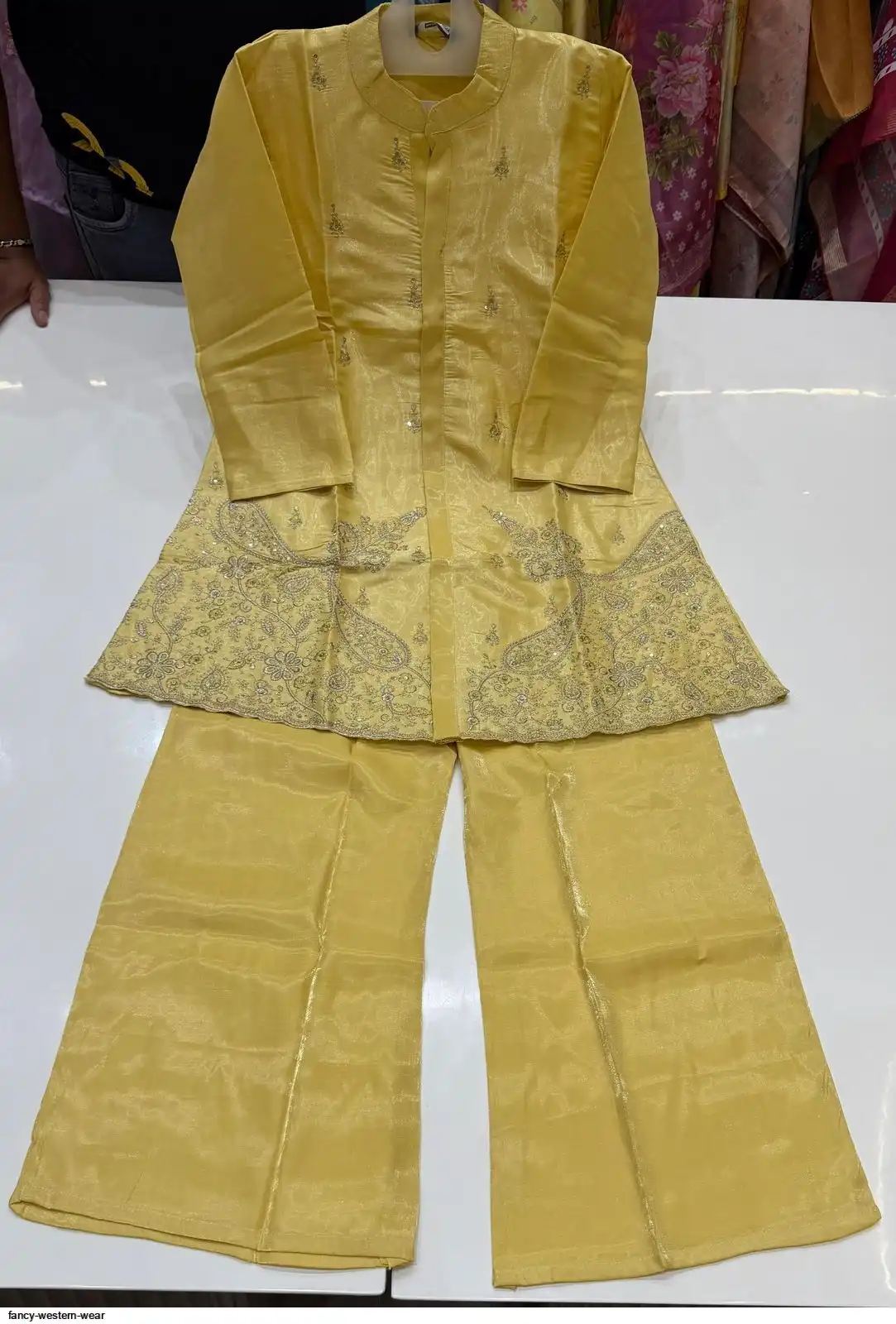 FANCY WESTERN WEAR 6