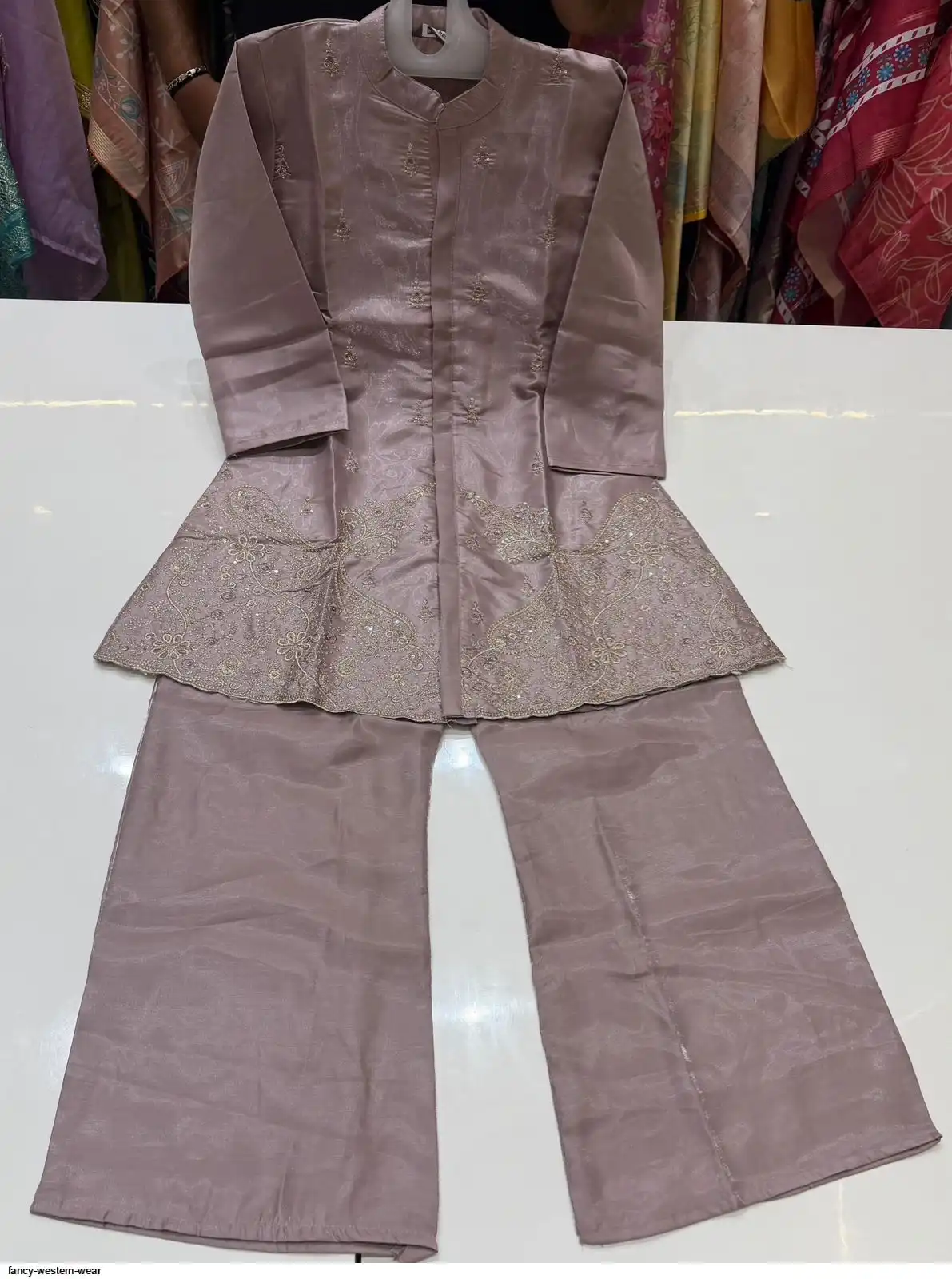 FANCY WESTERN WEAR 7