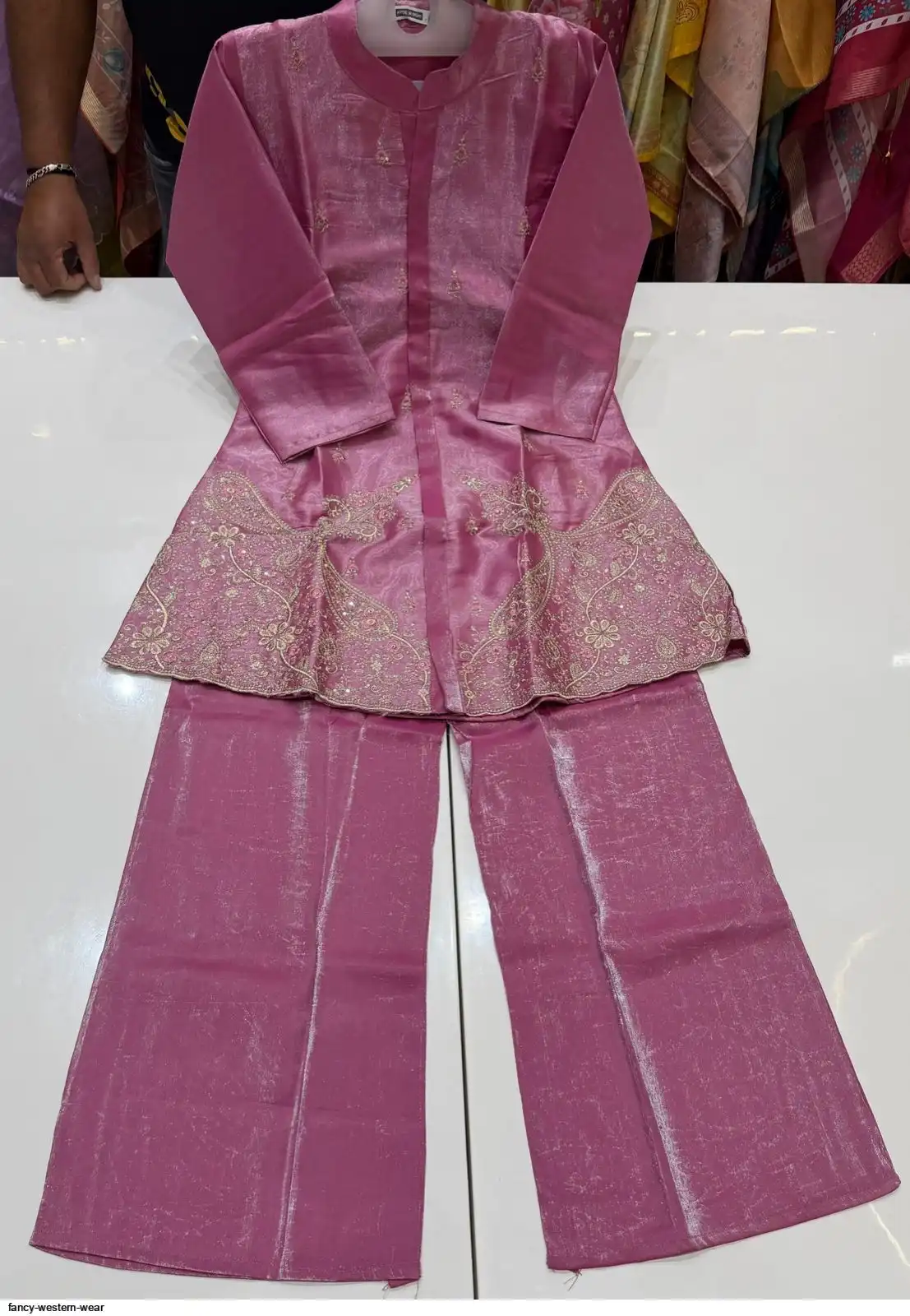 FANCY WESTERN WEAR 12