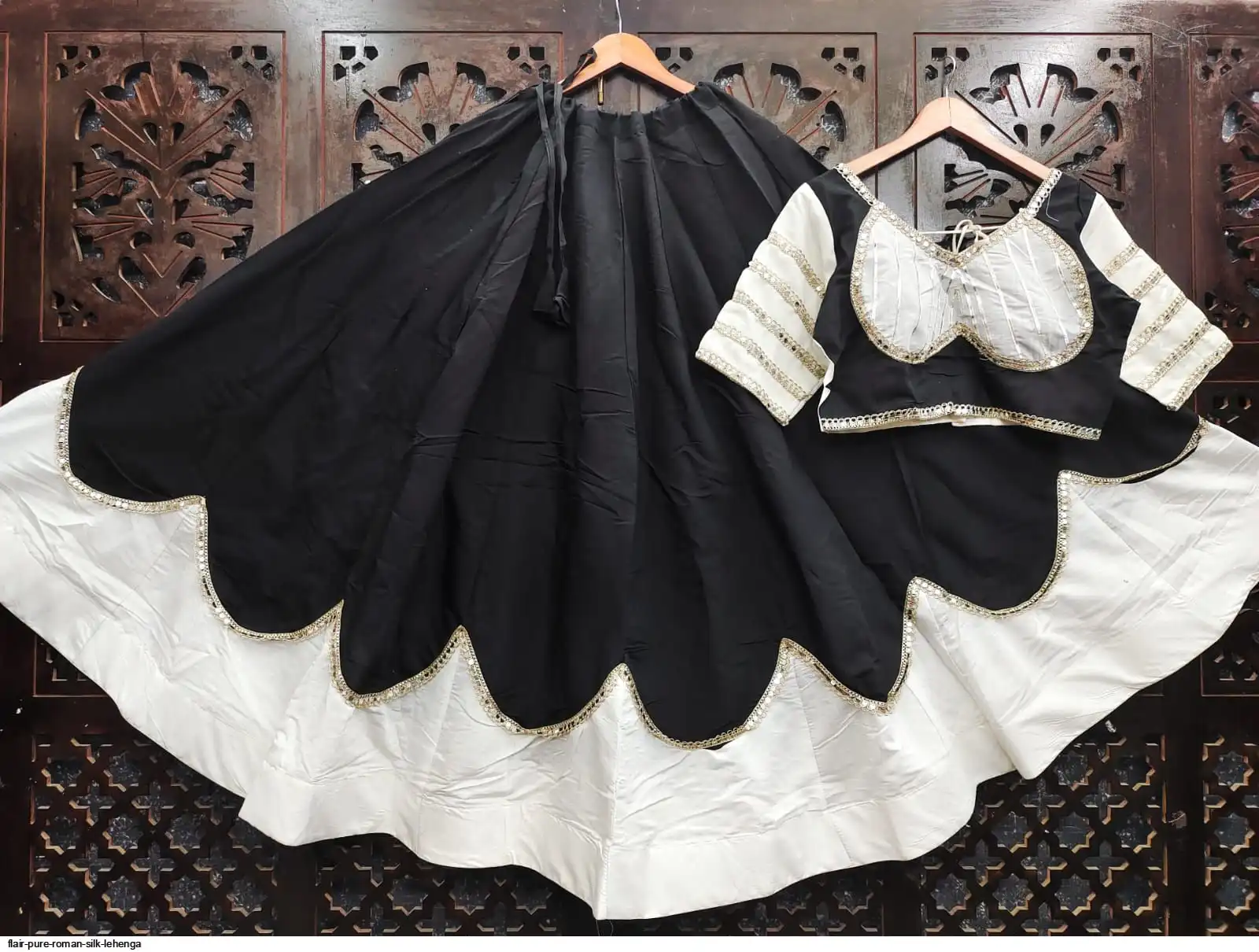 FLAIR PURE ROMAN SILK LEHENGA 3