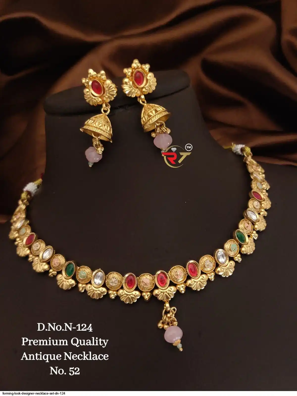 FORMING LOOK DESIGNER NECKLACE SET DN 124