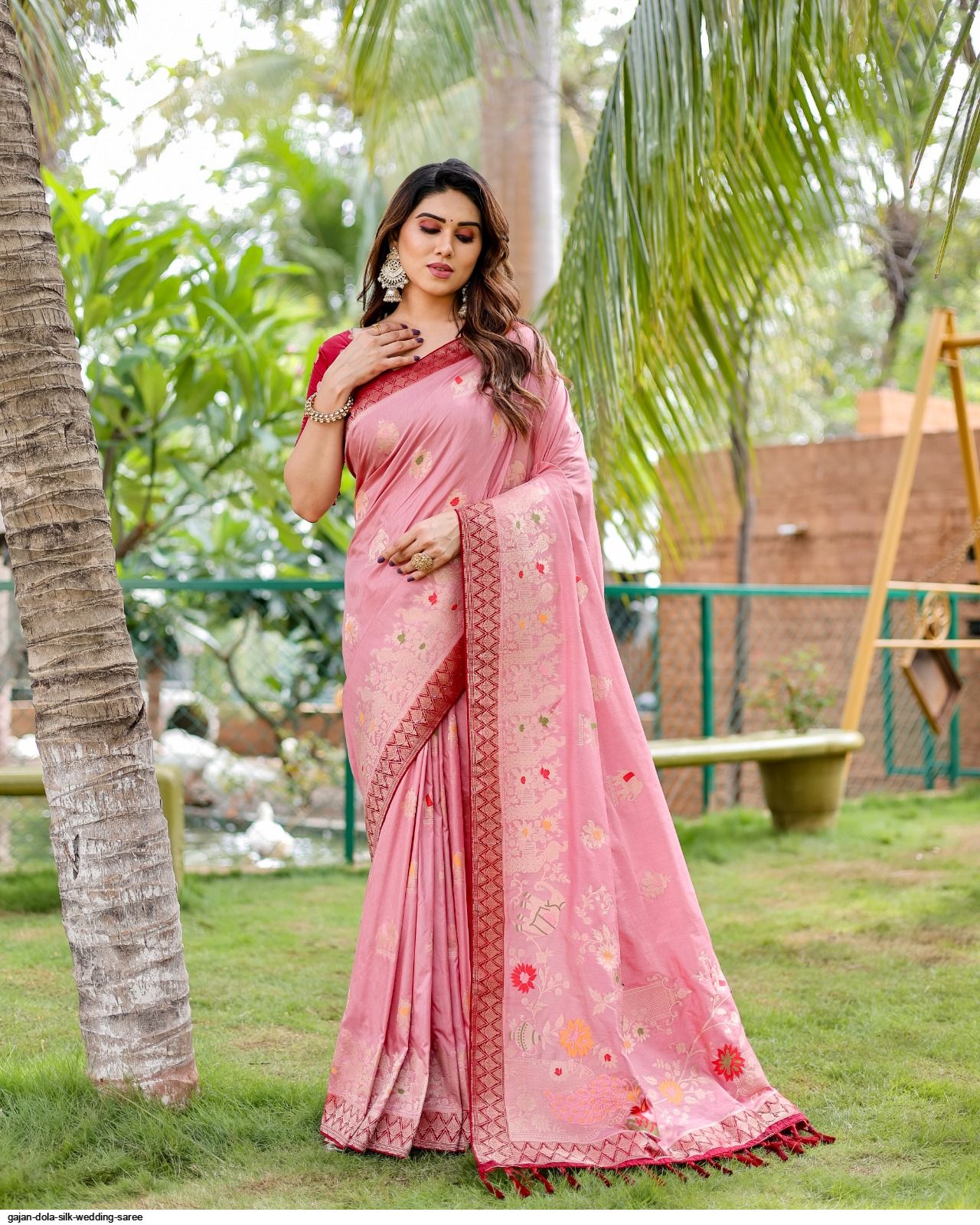 Bridal Saree | Buy Latest Designer Bridal Sarees Online on Mirraw