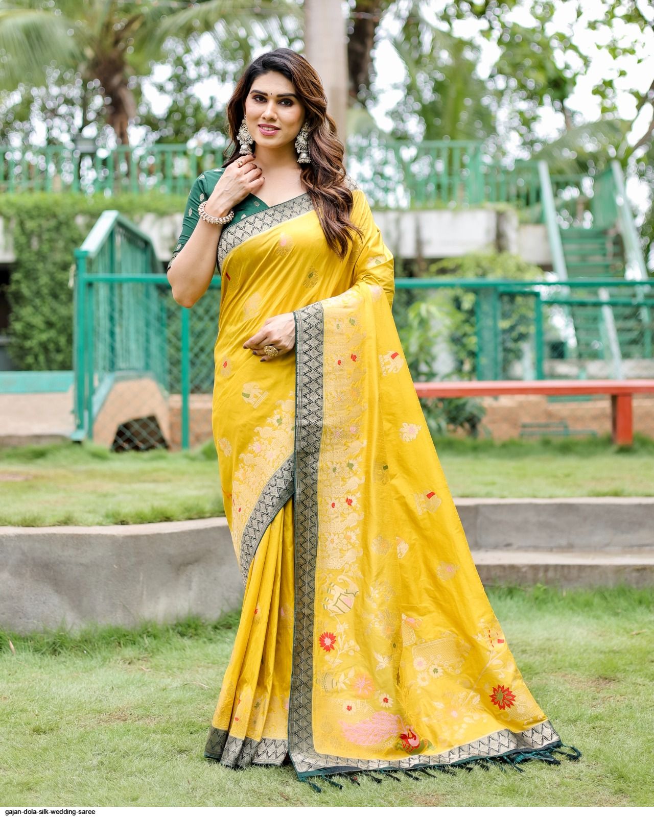 Buy HOUSE OF BEGUM Lemon Yellow Soft Silk Wedding Saree with Unstitched  Blouse online