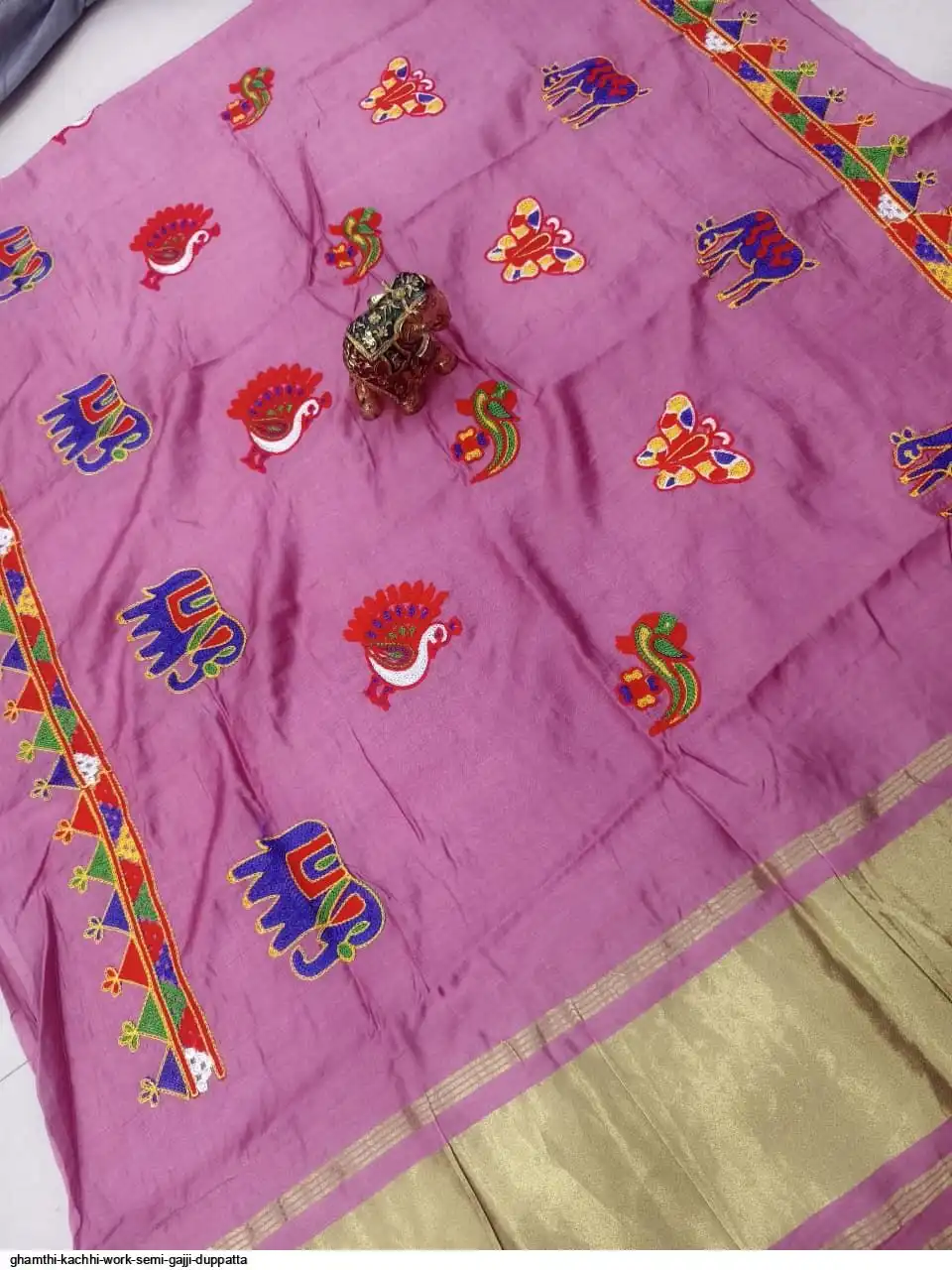 GHAMTHI KACHHI WORK SEMI GAJJI DUPPATTA 2