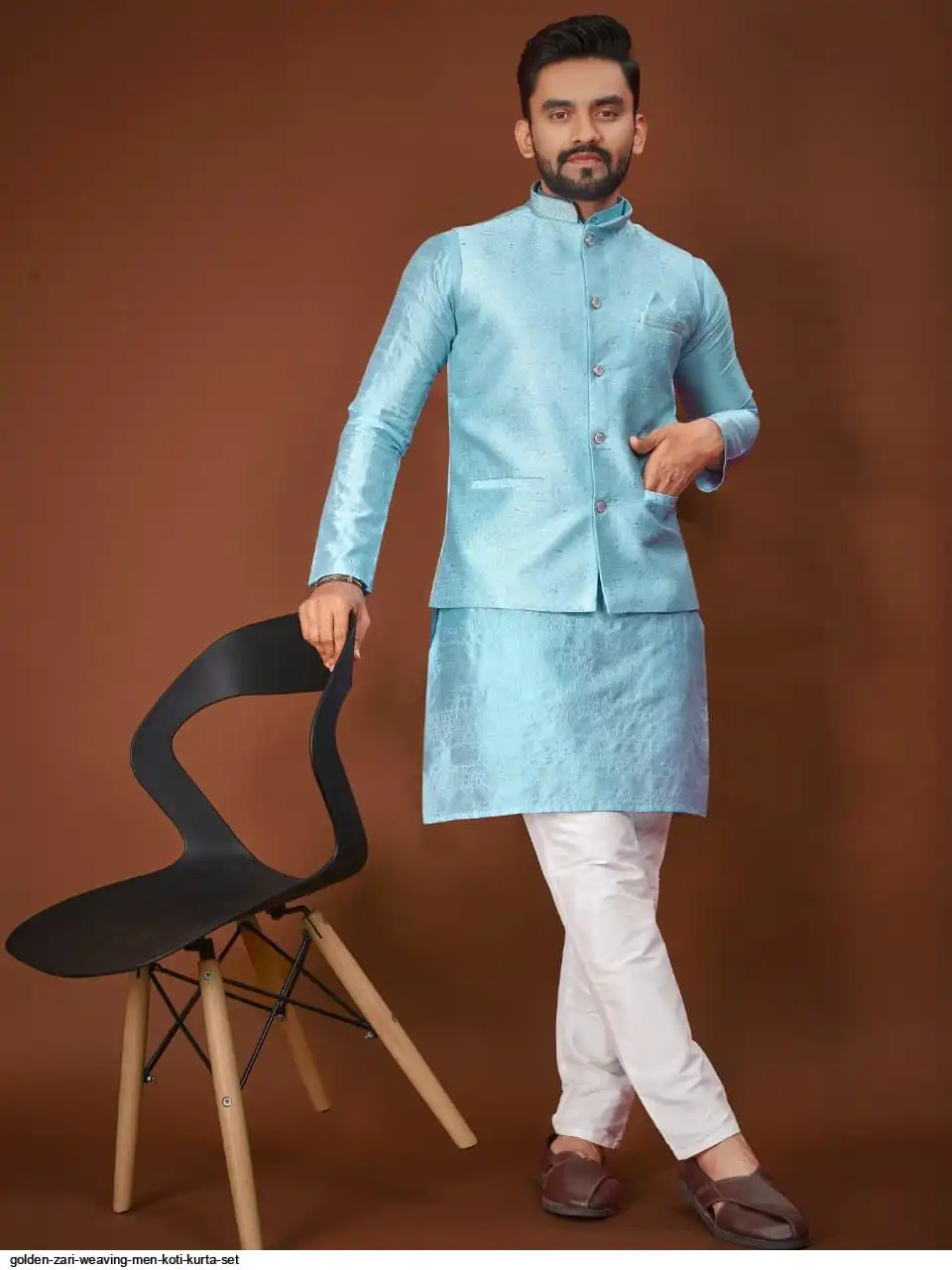 GOLDEN ZARI WEAVING MEN KOTI KURTA SET A