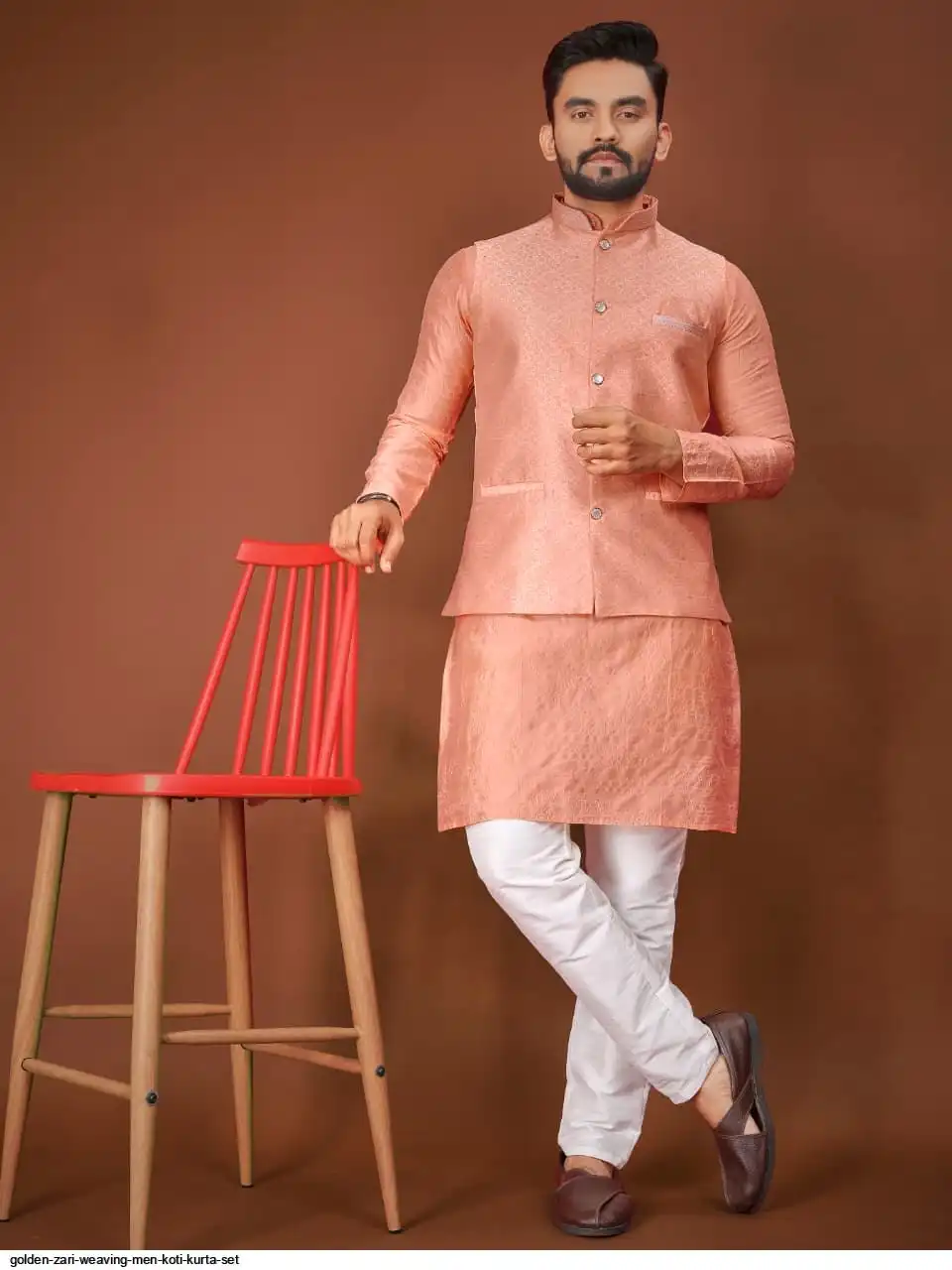 GOLDEN ZARI WEAVING MEN KOTI KURTA SET B