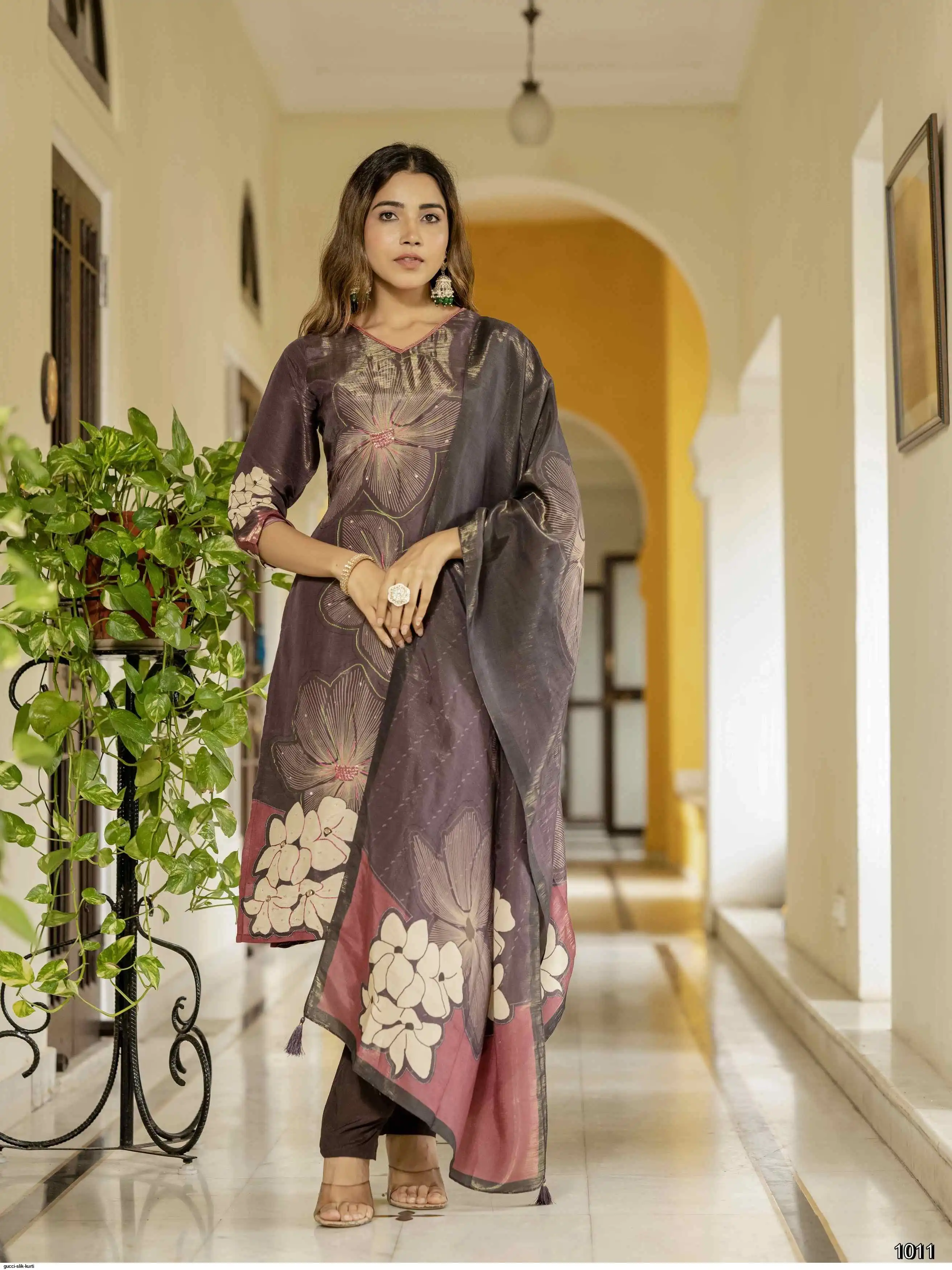 GUCCI SLIK KURTI 3