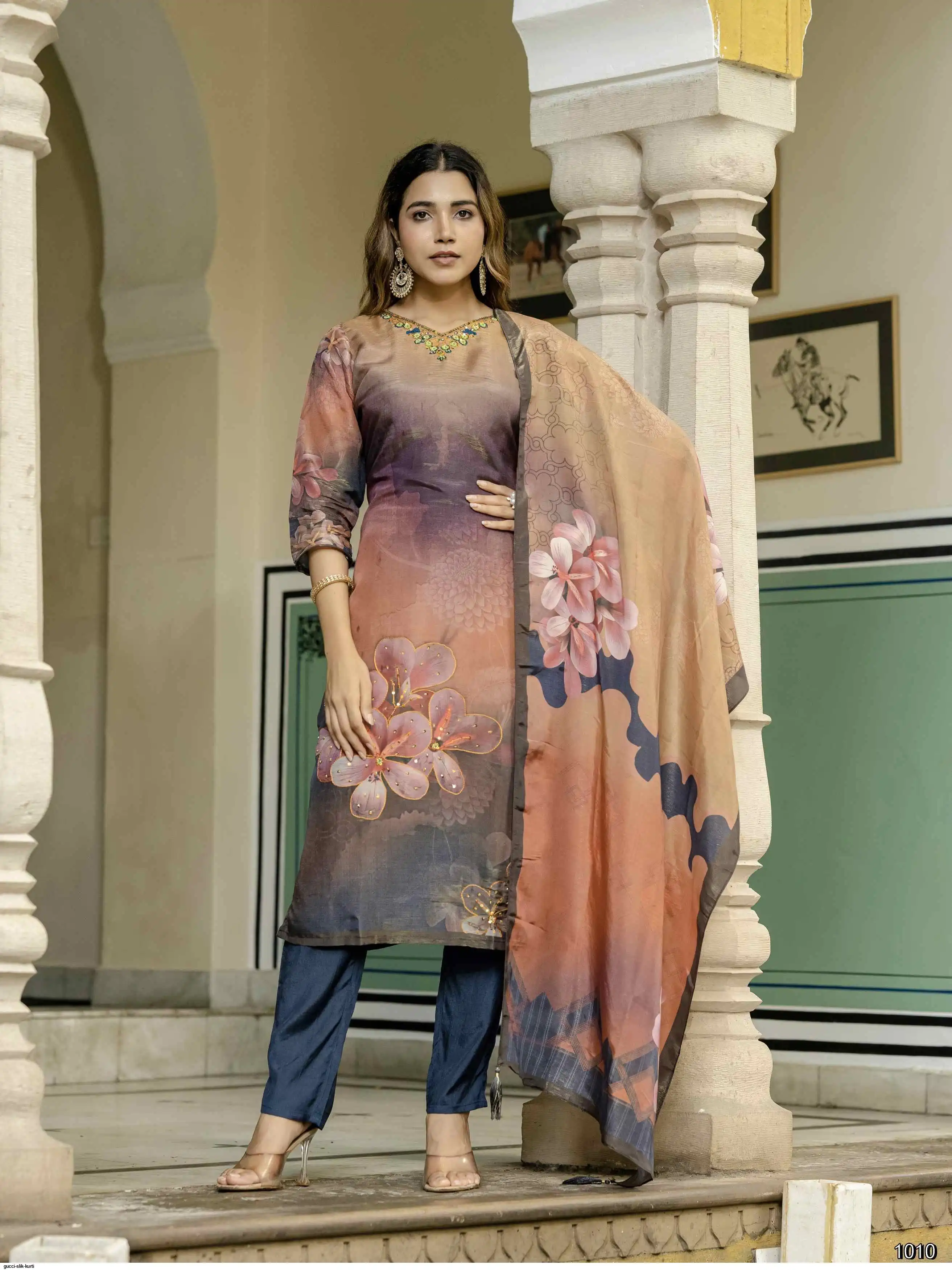 GUCCI SLIK KURTI 2