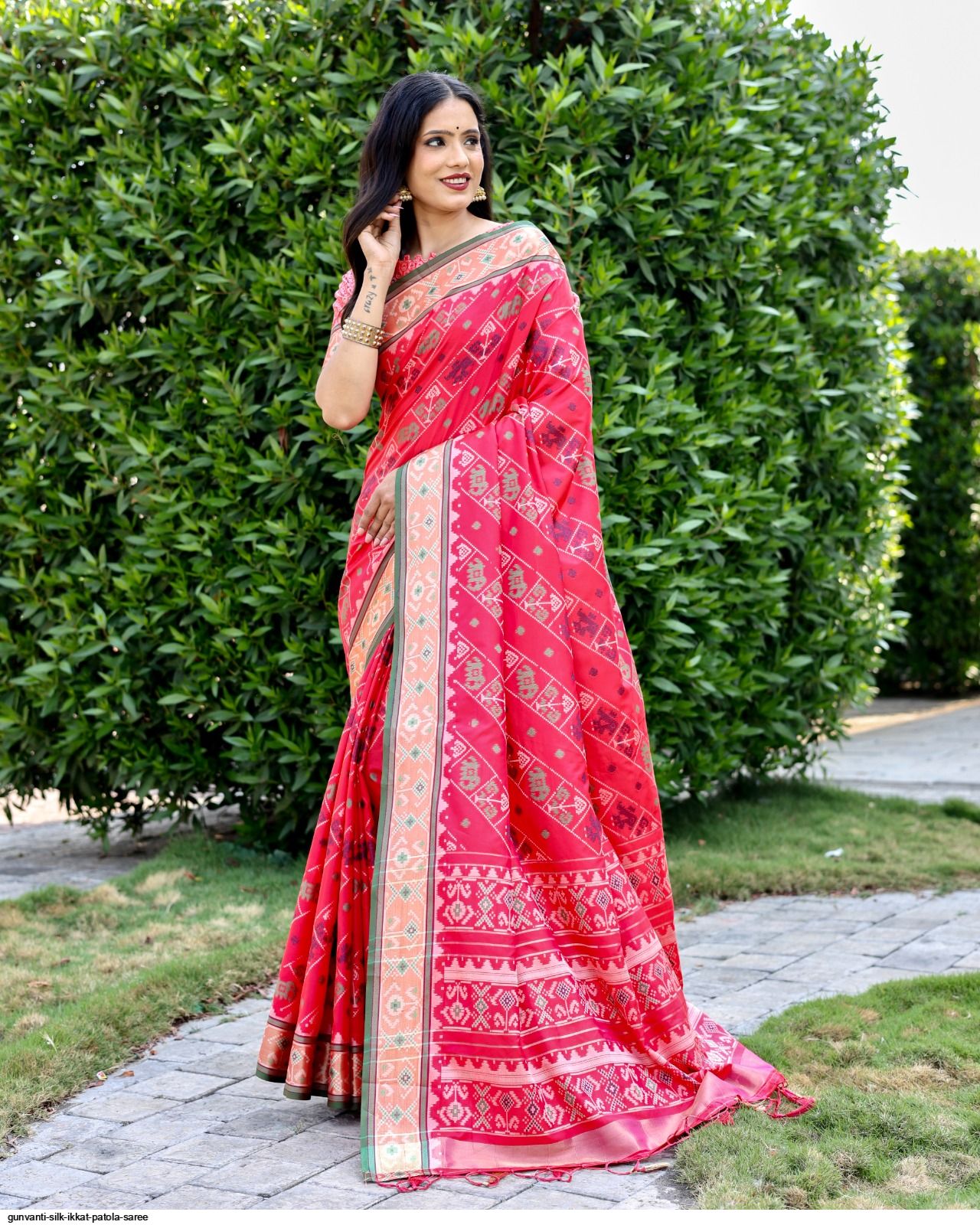 GUNVANTI SILK IKKAT PATOLA SAREE E