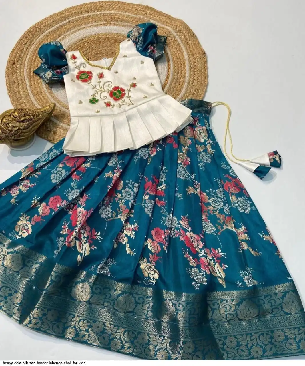 HEAVY DOLA SILK ZARI BORDER LAHENGA CHOLI FOR KIDS 4