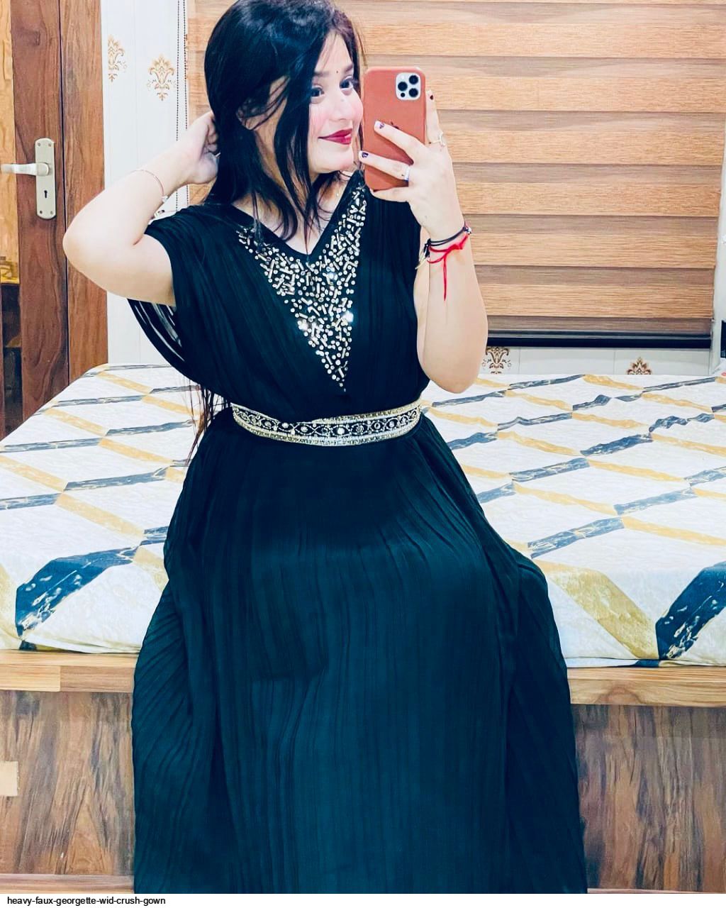 HEAVY FAUX GEORGETTE WID CRUSH GOWN